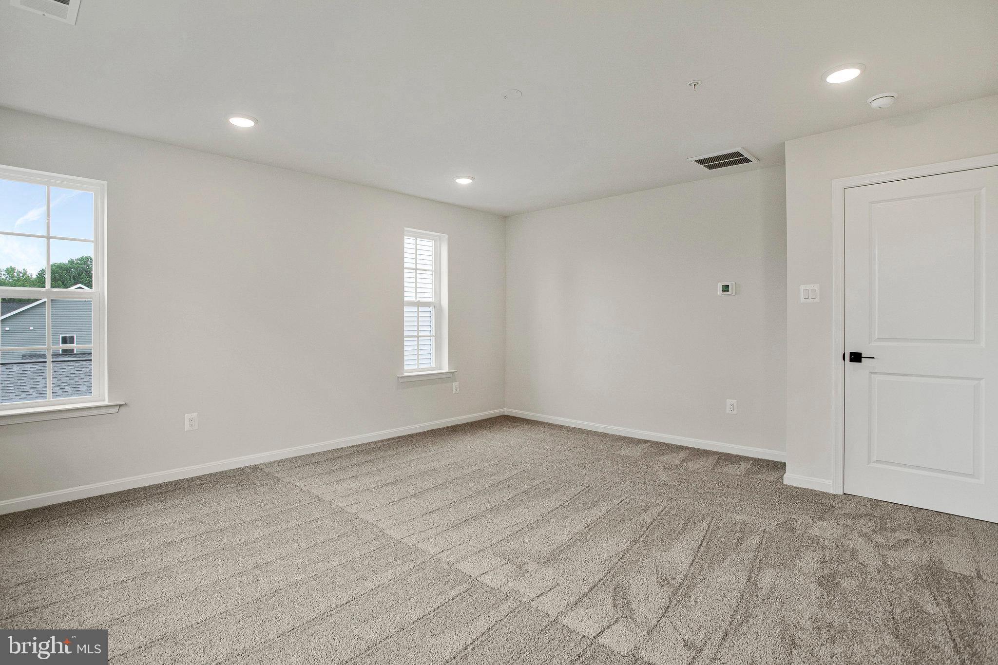 ROBERTS CROSSING - Residential
