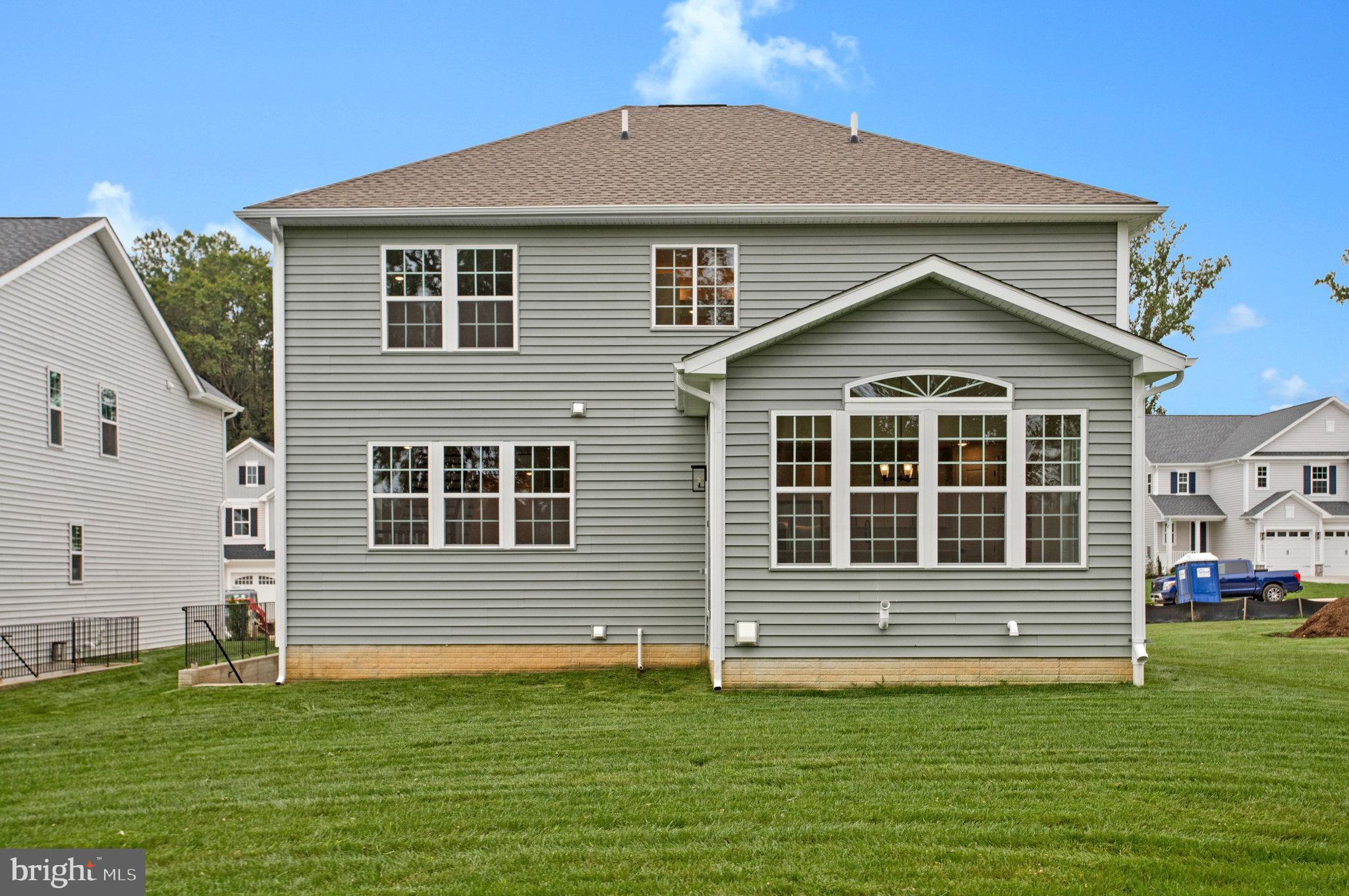 ROBERTS CROSSING - Residential