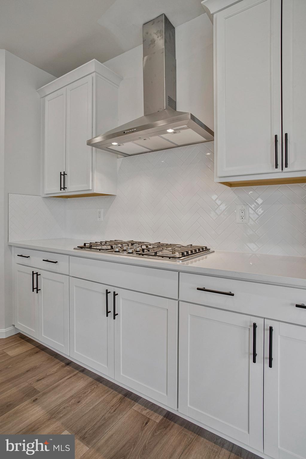 ROBERTS CROSSING - Residential