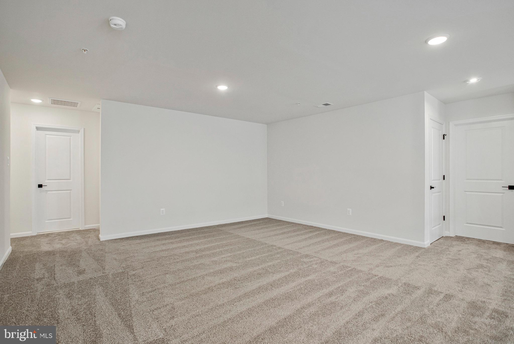 ROBERTS CROSSING - Residential