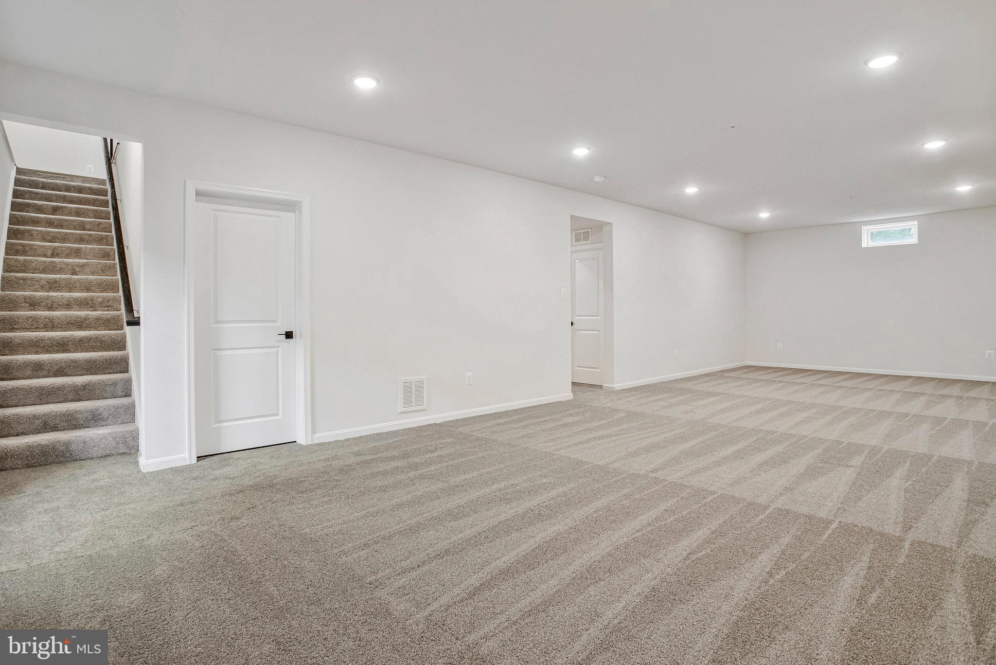 ROBERTS CROSSING - Residential