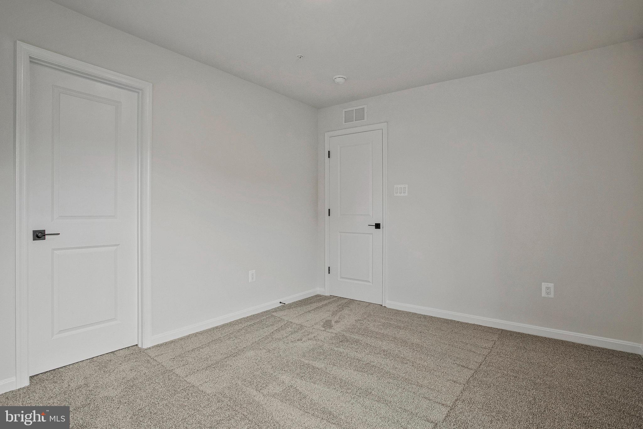ROBERTS CROSSING - Residential