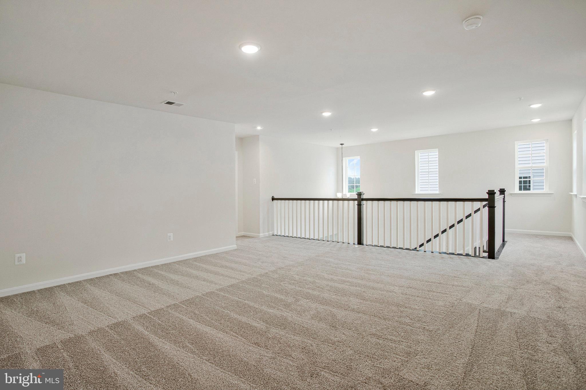 ROBERTS CROSSING - Residential