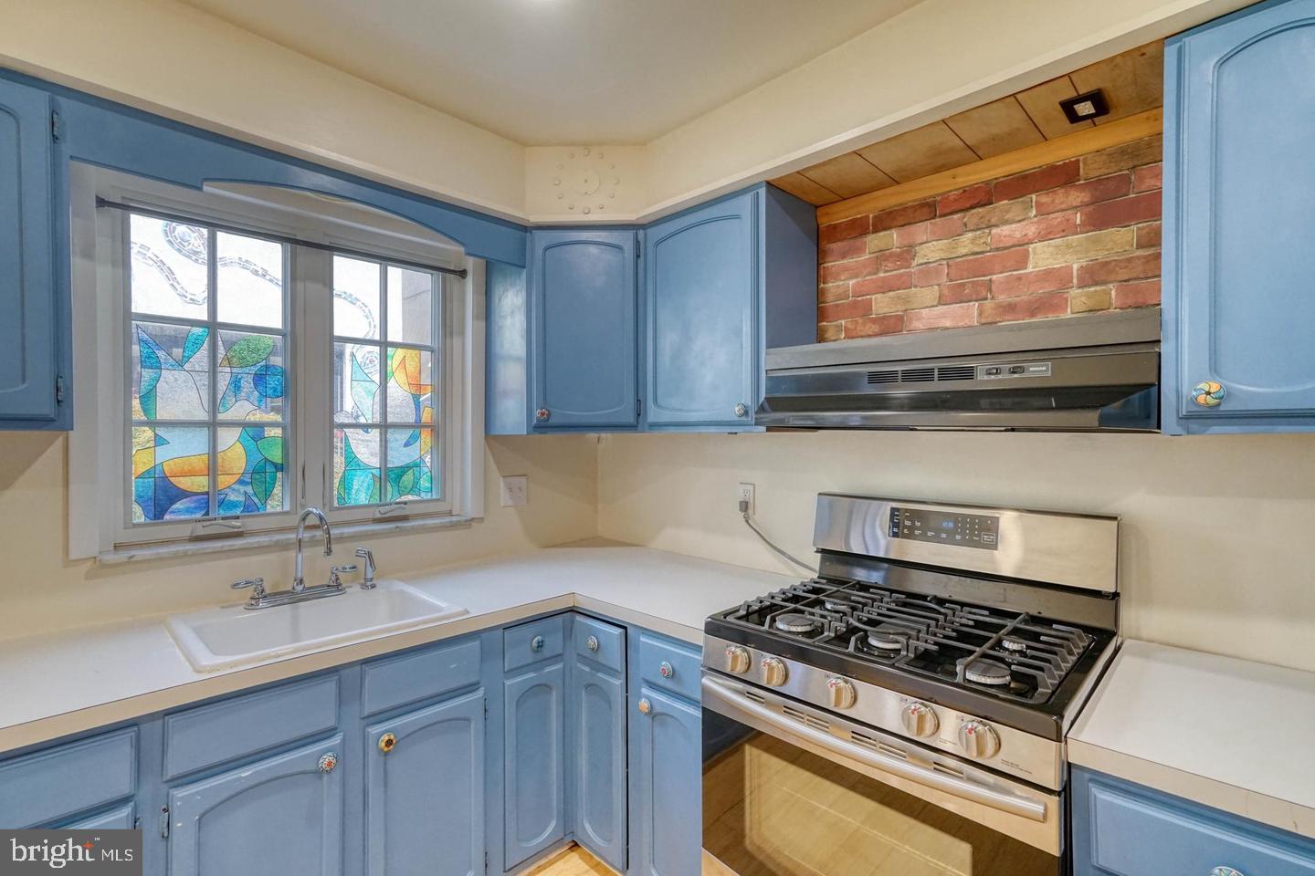 PASSYUNK SQUARE - Residential Lease