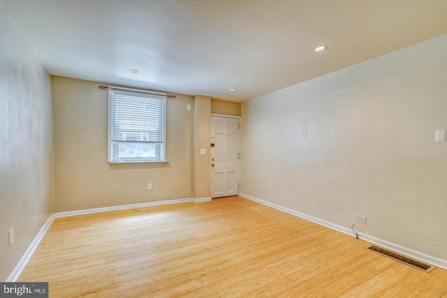 PASSYUNK SQUARE - Residential Lease