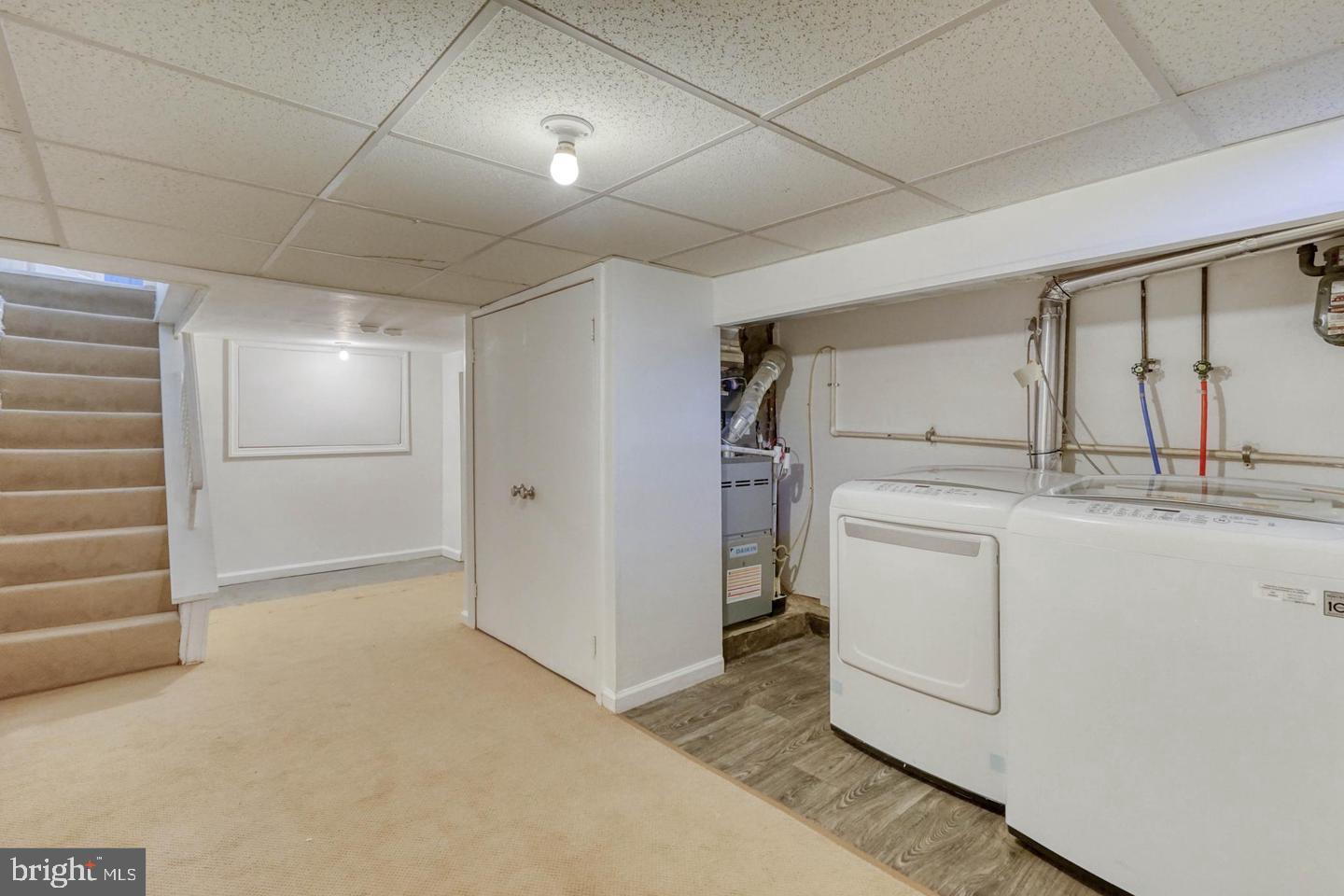 PASSYUNK SQUARE - Residential Lease