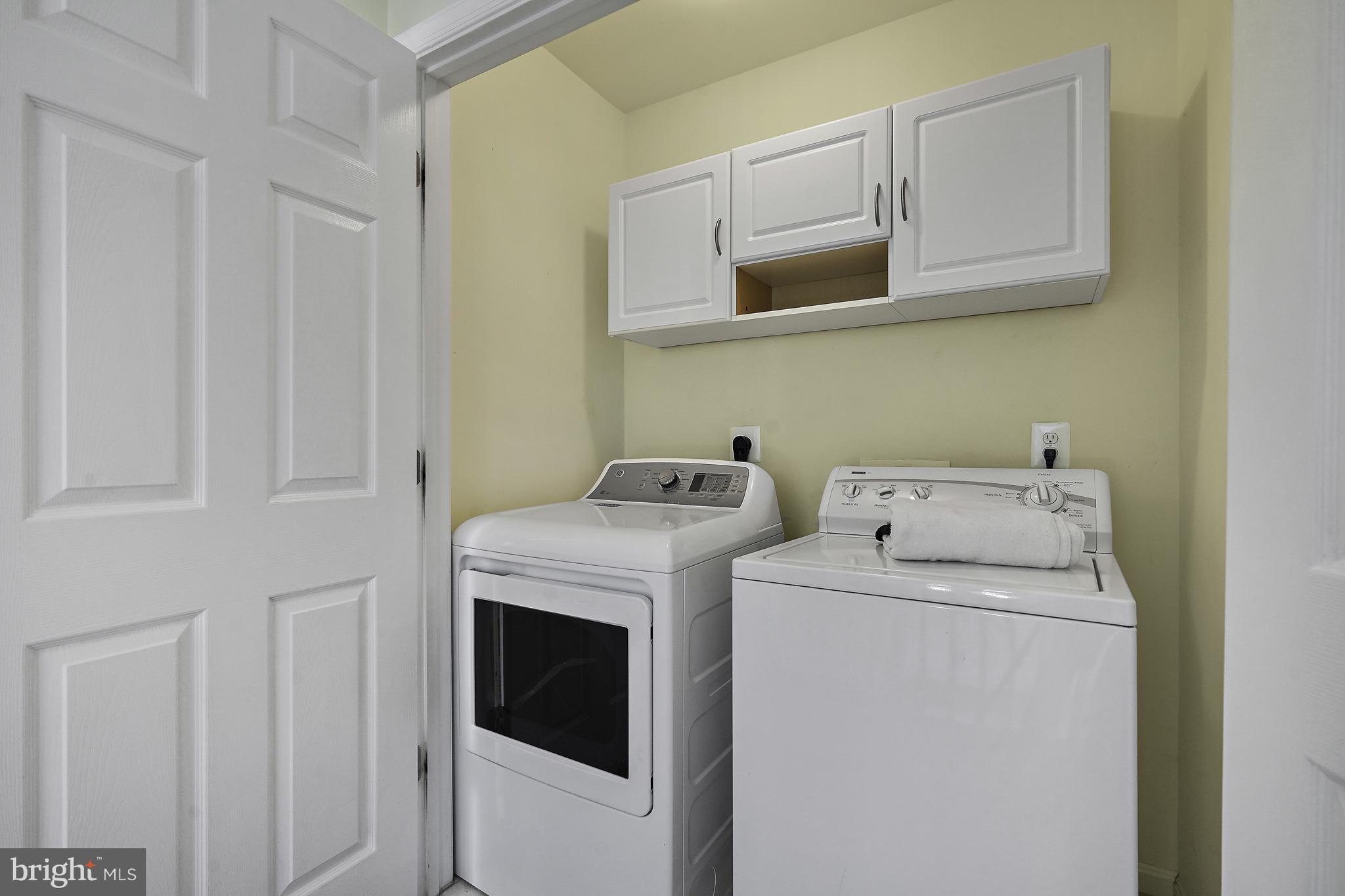 GUNSTON COMMONS - Residential Lease