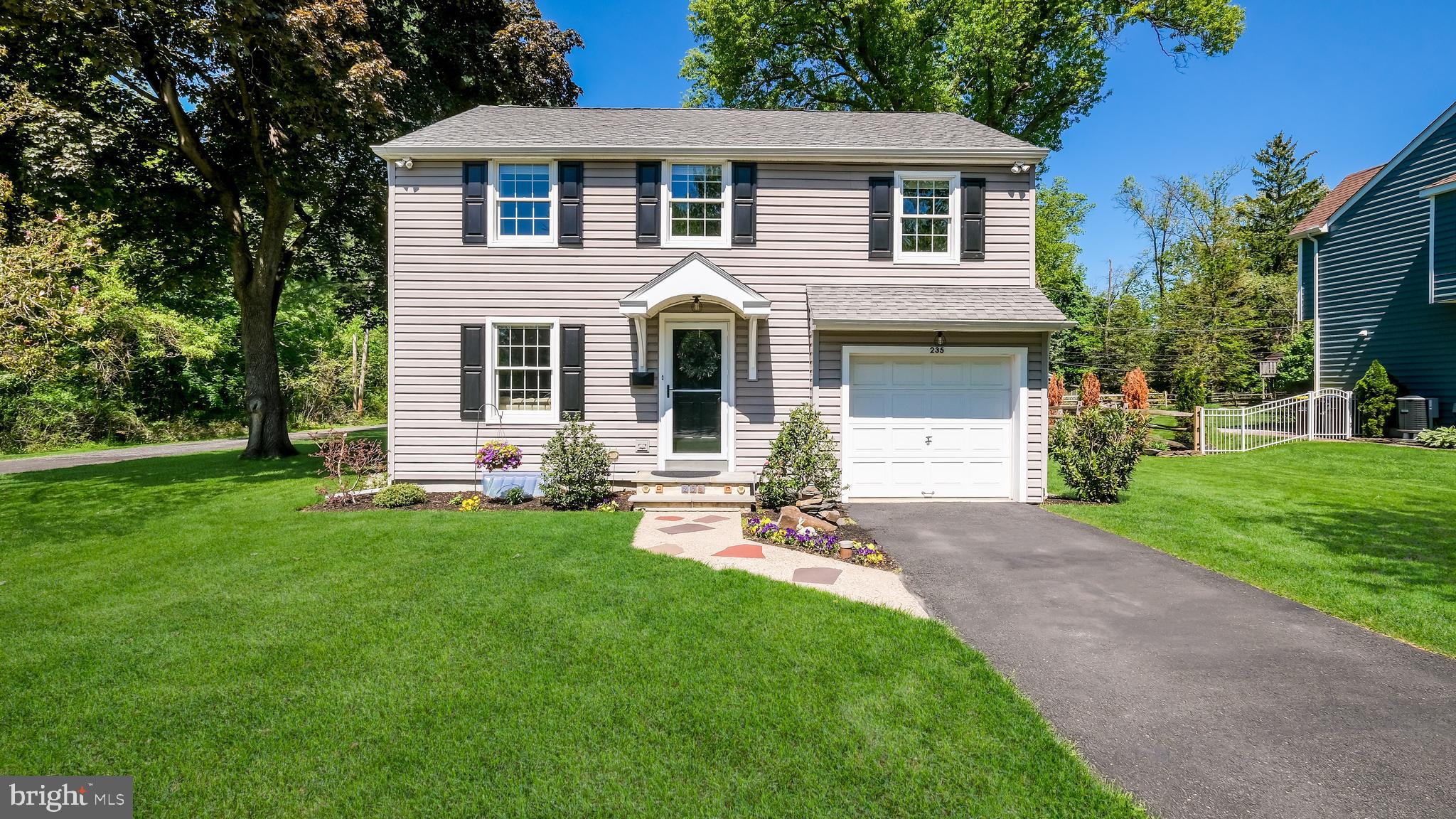 DOYLESTOWN BORO - Residential