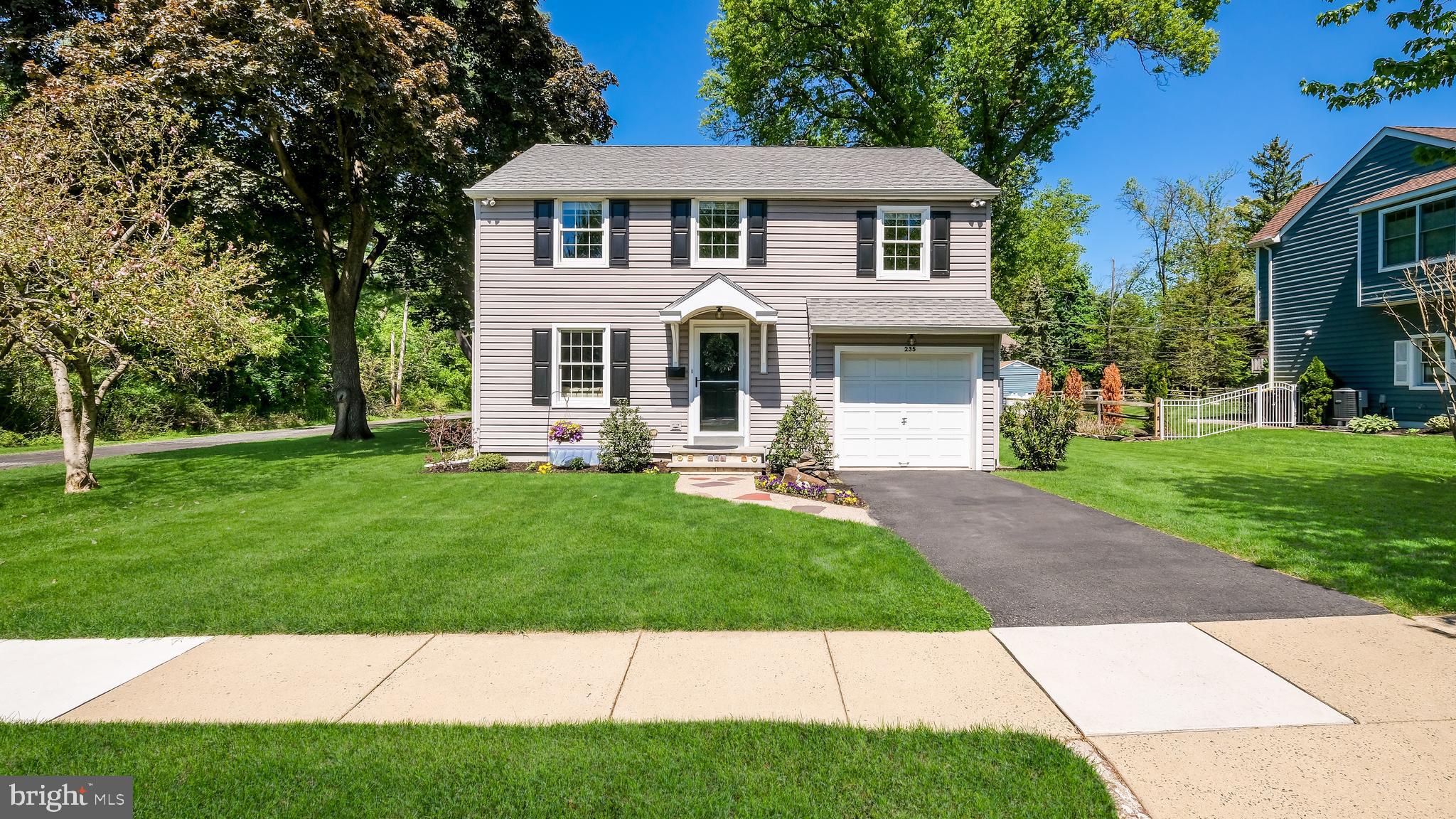 DOYLESTOWN BORO - Residential