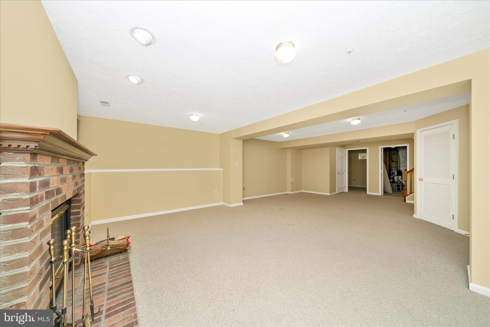 DEARBOUGHT - Residential