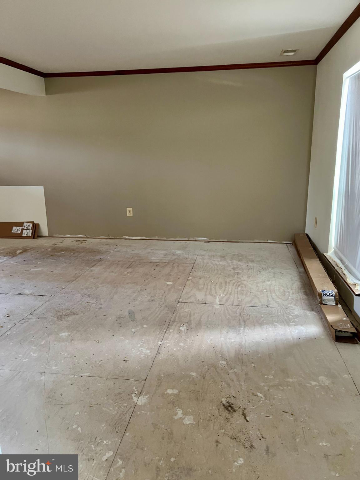 4008 BUCKINGHAM COURT