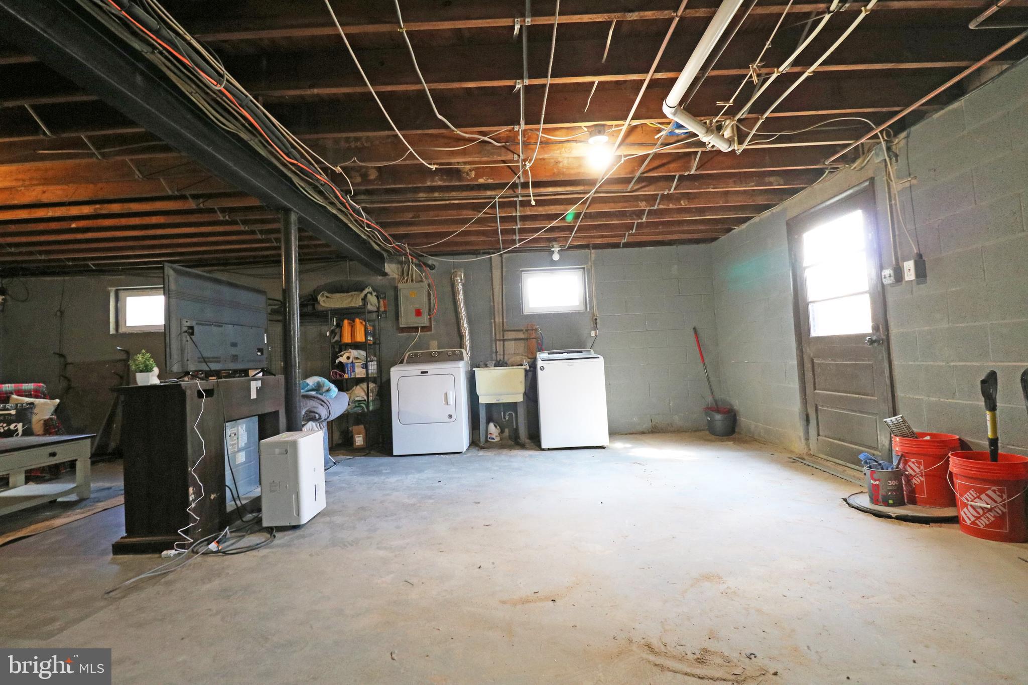 WILLOWBROOK - Residential