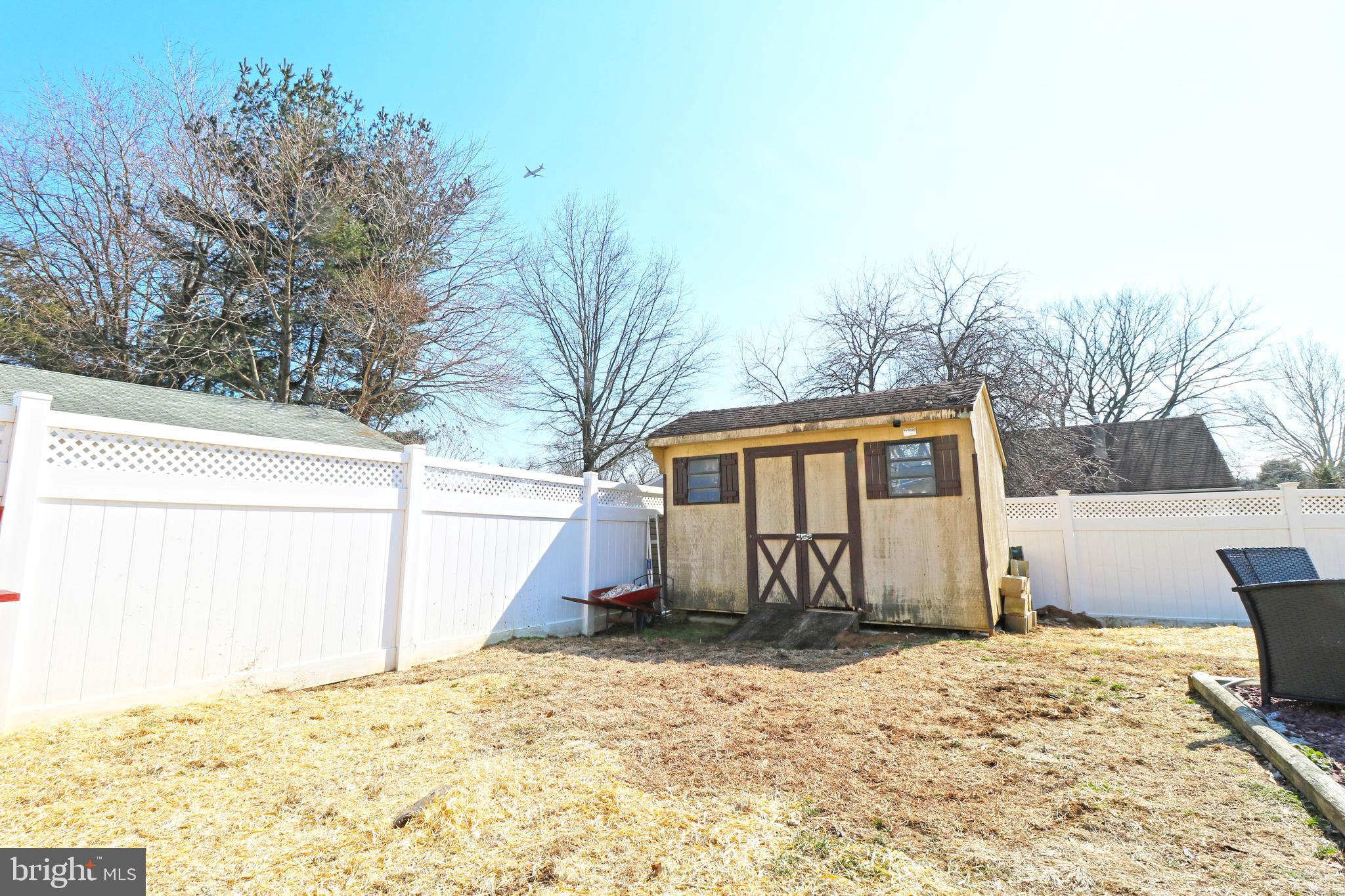 WILLOWBROOK - Residential