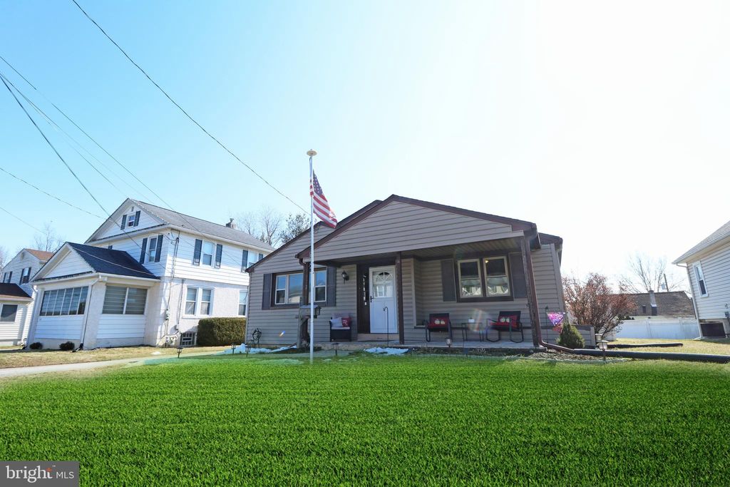 Photo of 929 Galbraith Ave, UPPER CHICHESTER, PA 19061 (MLS # PADE2109338)