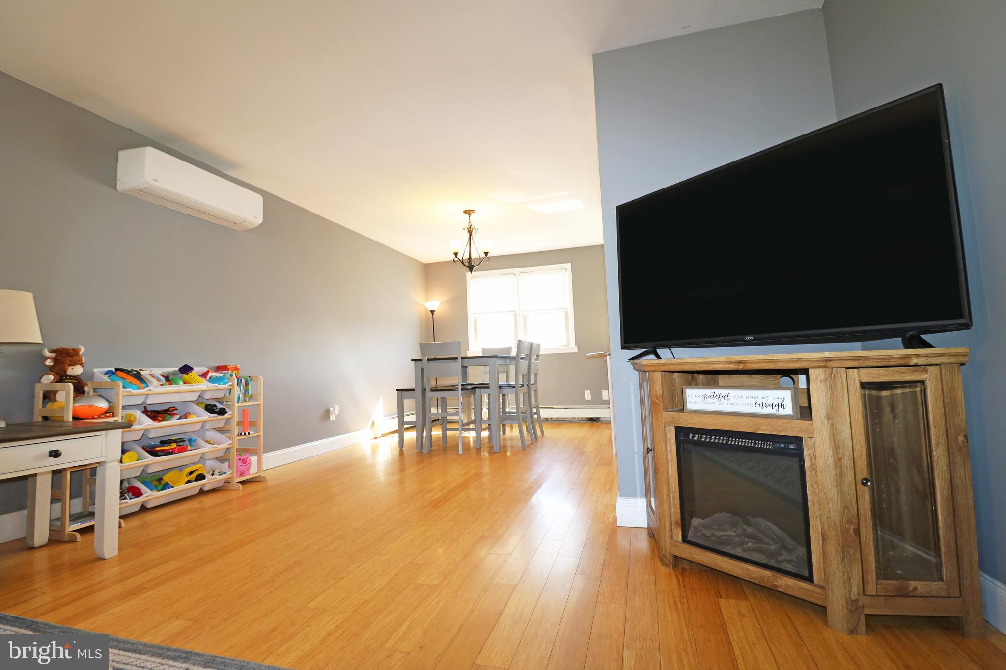 WILLOWBROOK - Residential