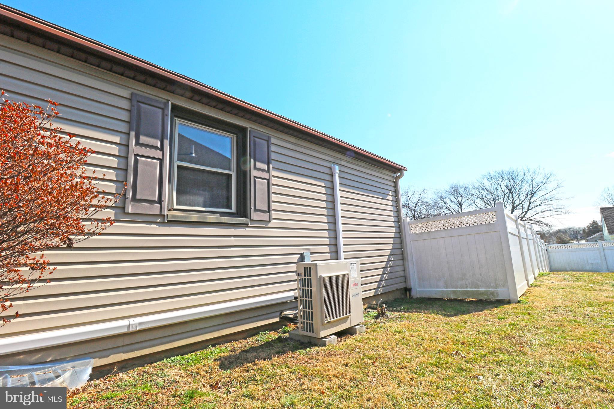 WILLOWBROOK - Residential