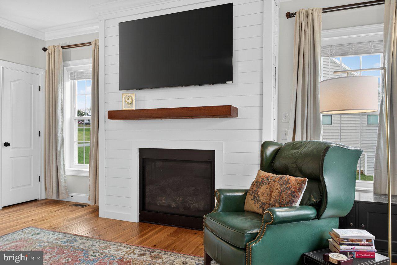 OVERBROOK - Residential