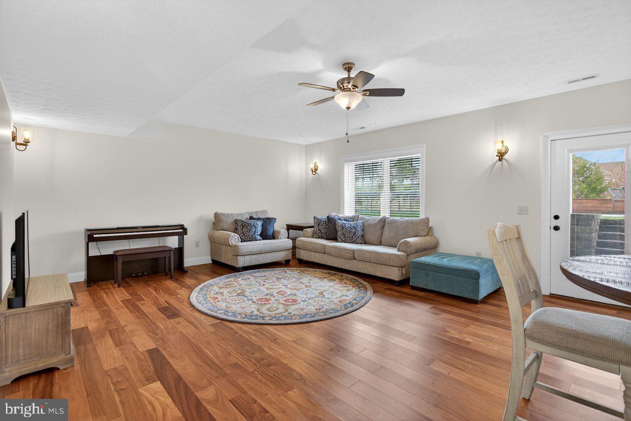 OVERBROOK - Residential