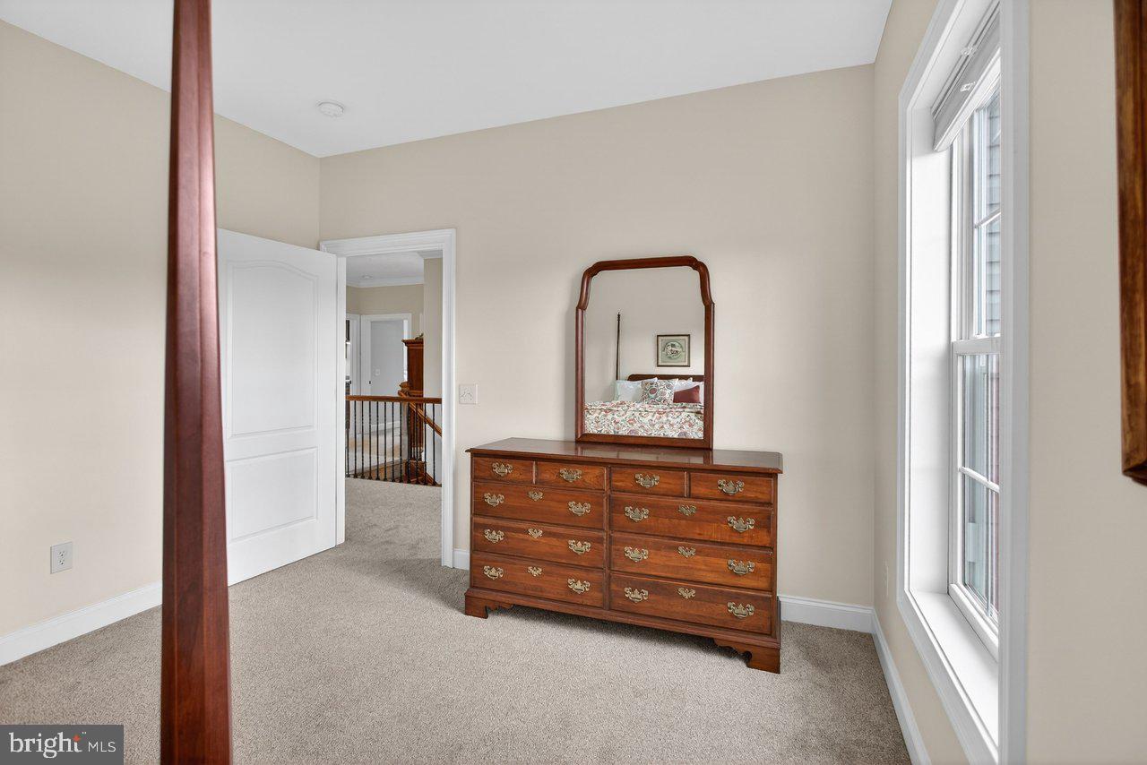 OVERBROOK - Residential