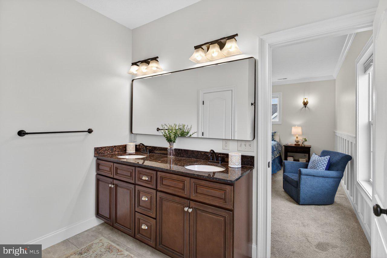 OVERBROOK - Residential