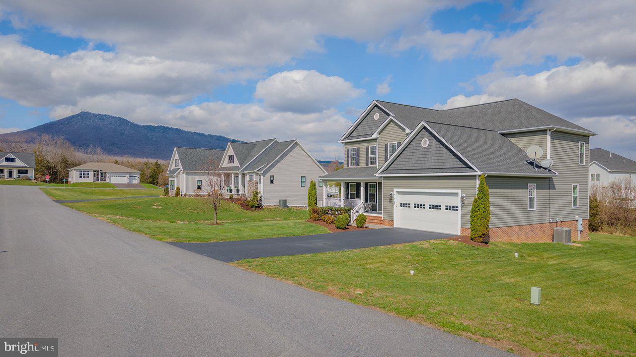 OVERBROOK - Residential