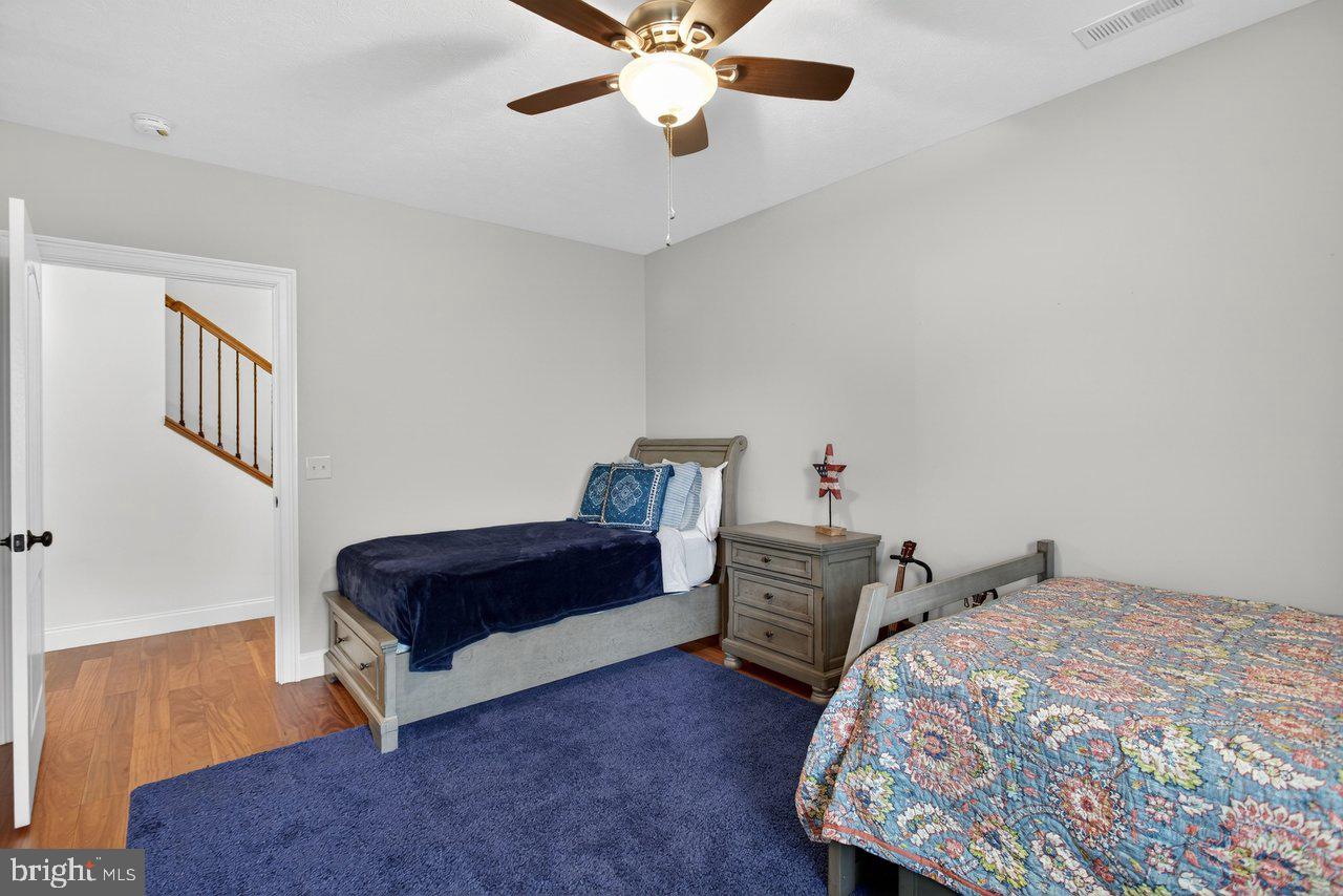 OVERBROOK - Residential