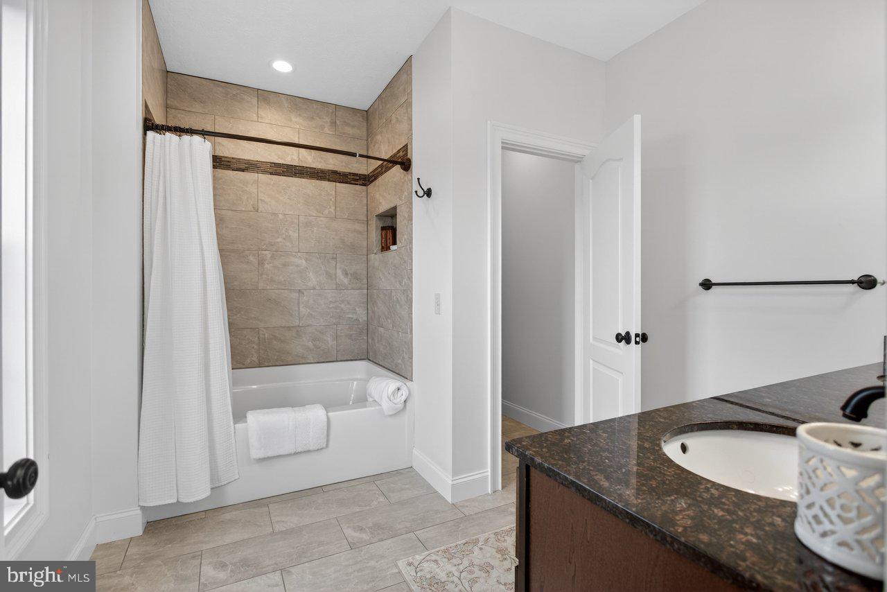 OVERBROOK - Residential