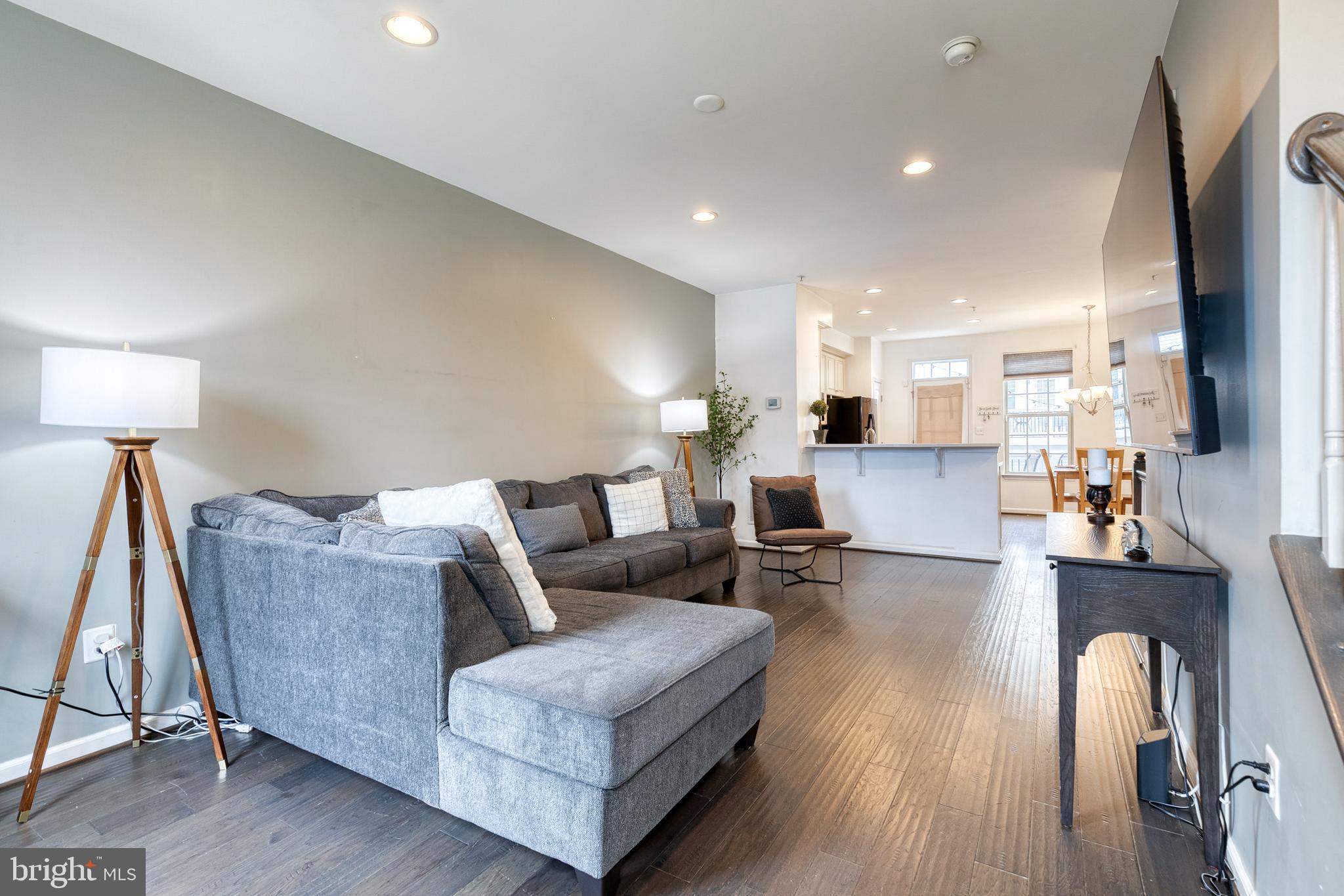 O'DONNELL SQUARE - Residential