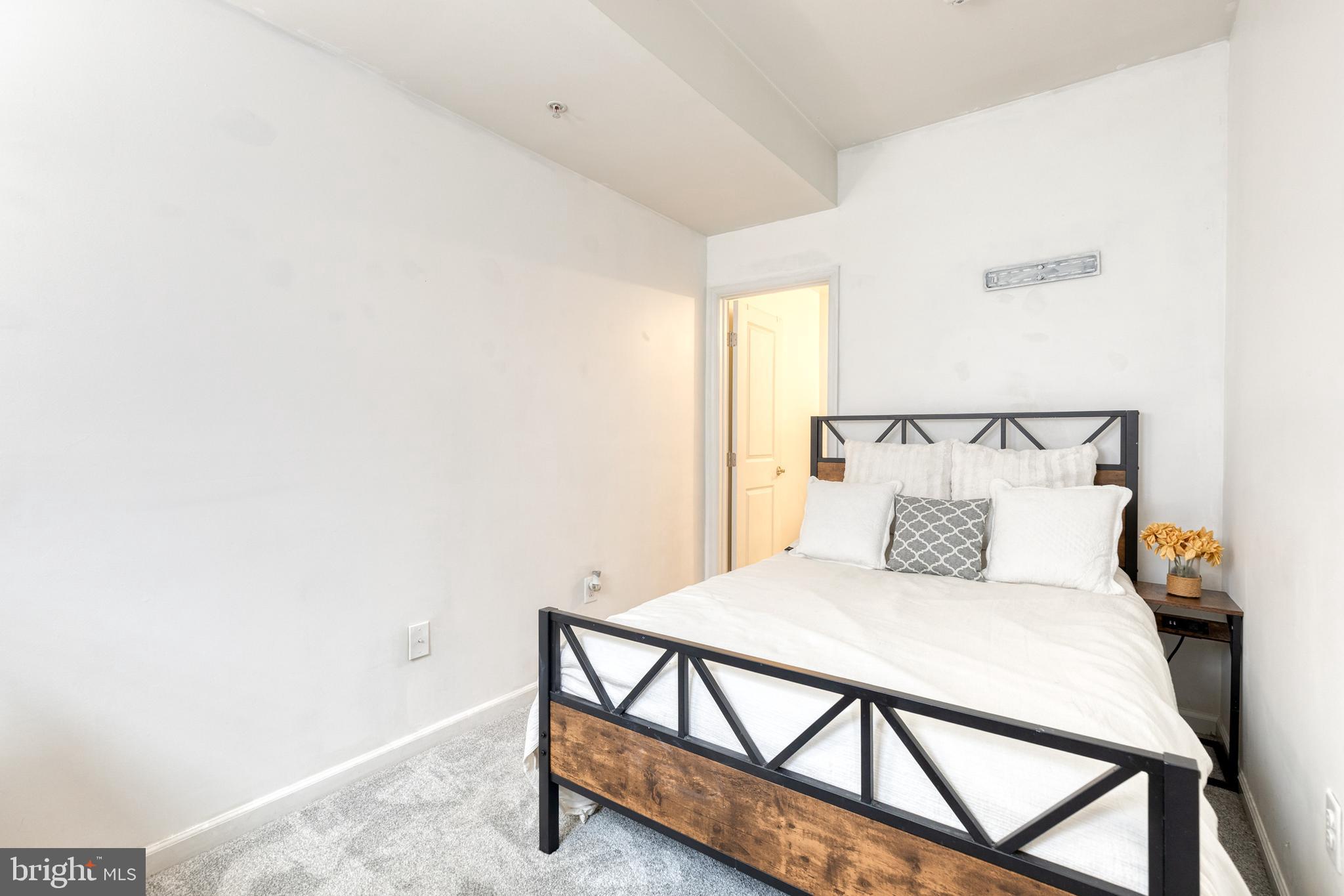 O'DONNELL SQUARE - Residential