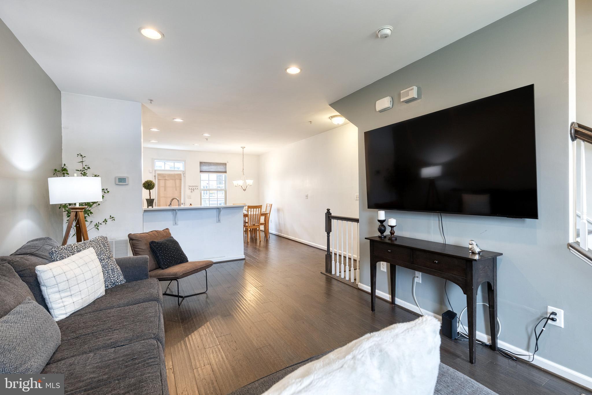 O'DONNELL SQUARE - Residential