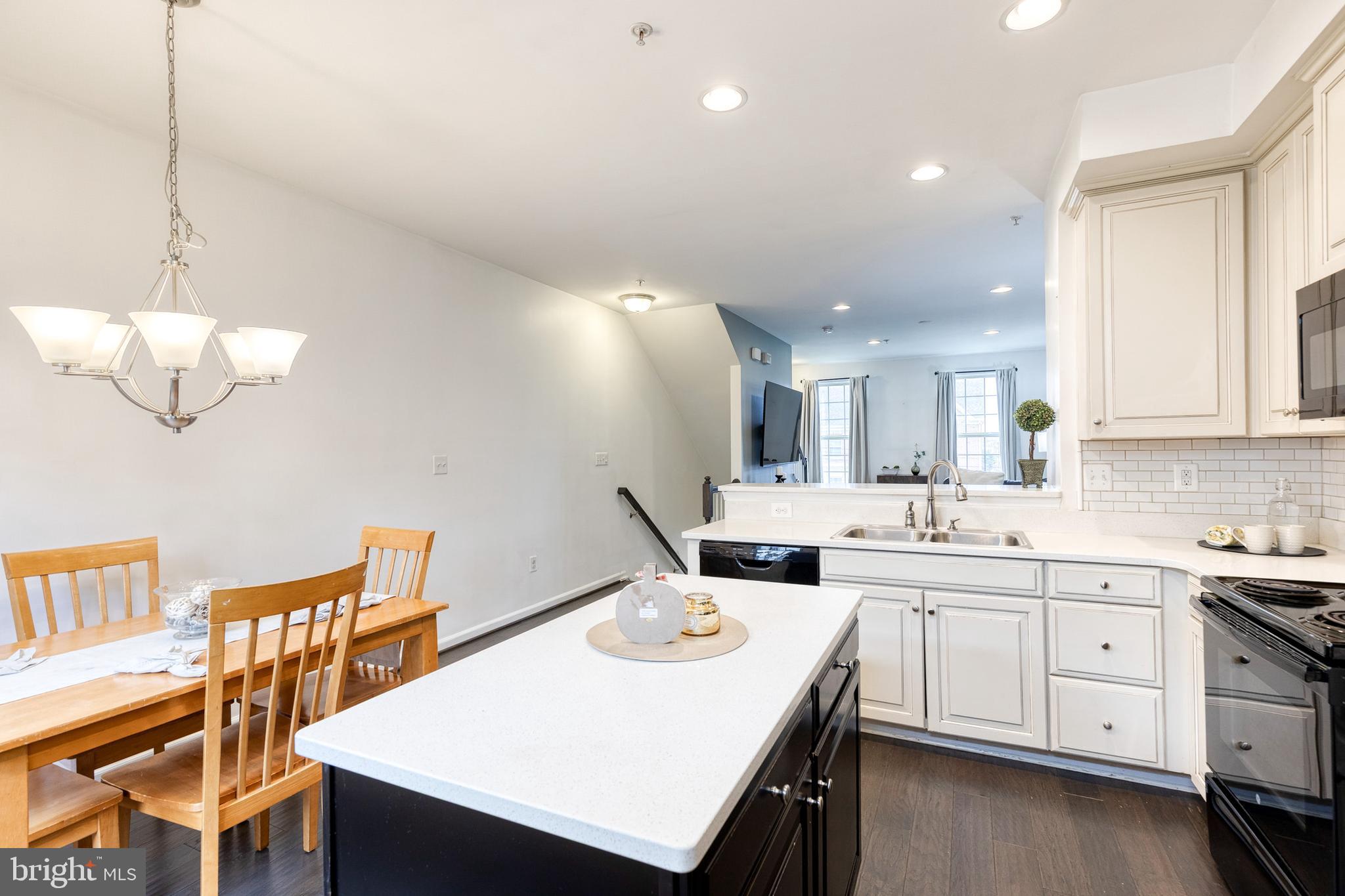 O'DONNELL SQUARE - Residential