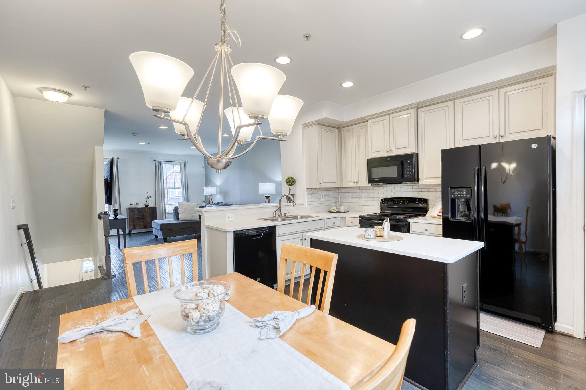 O'DONNELL SQUARE - Residential