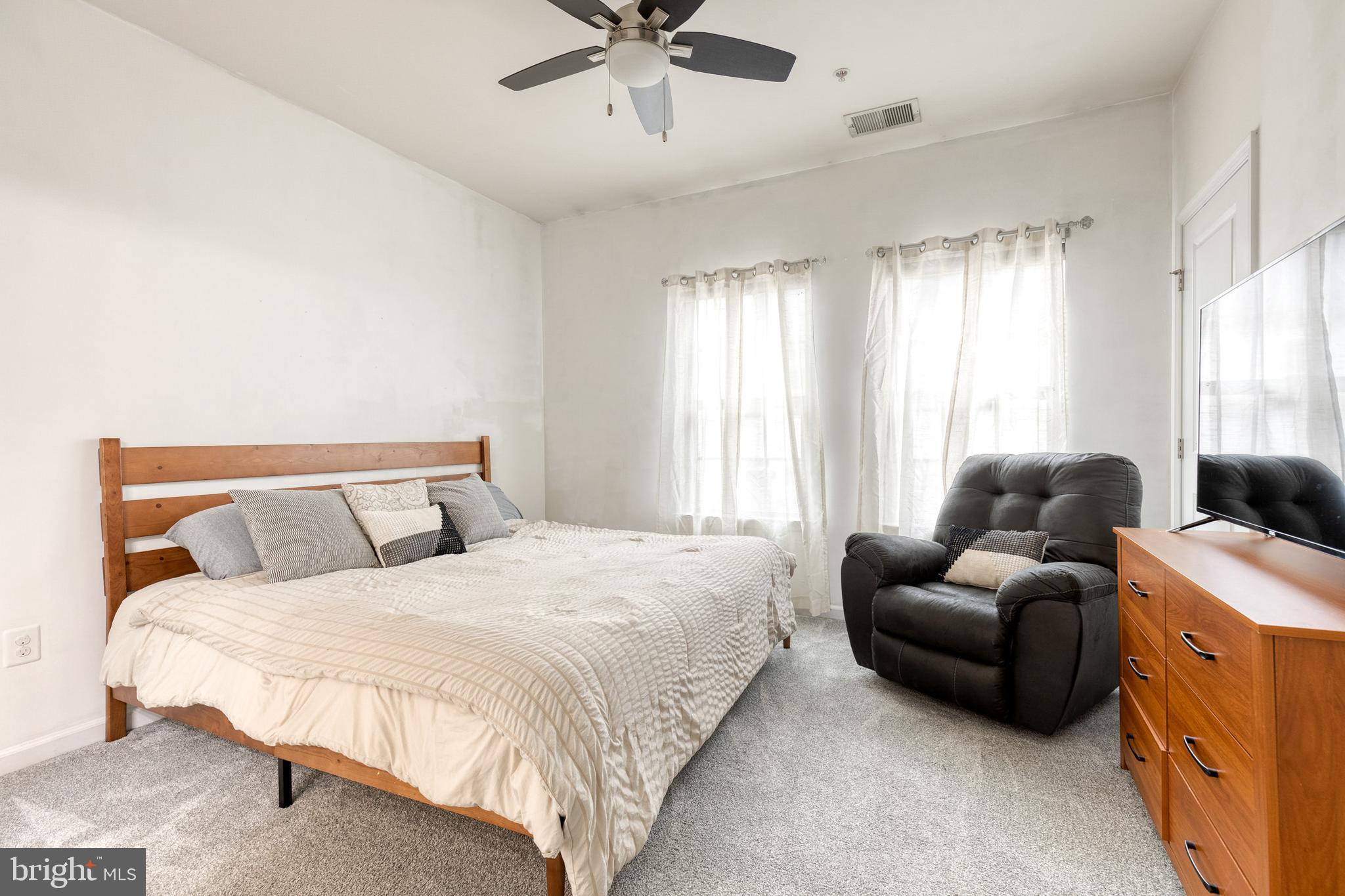 O'DONNELL SQUARE - Residential