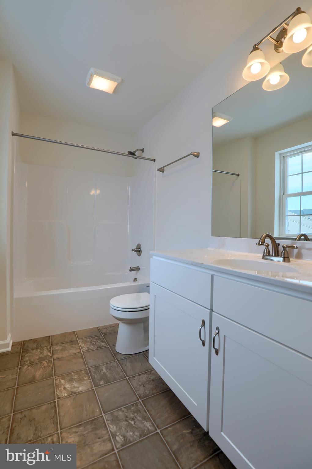 WOODS EDGE - Residential