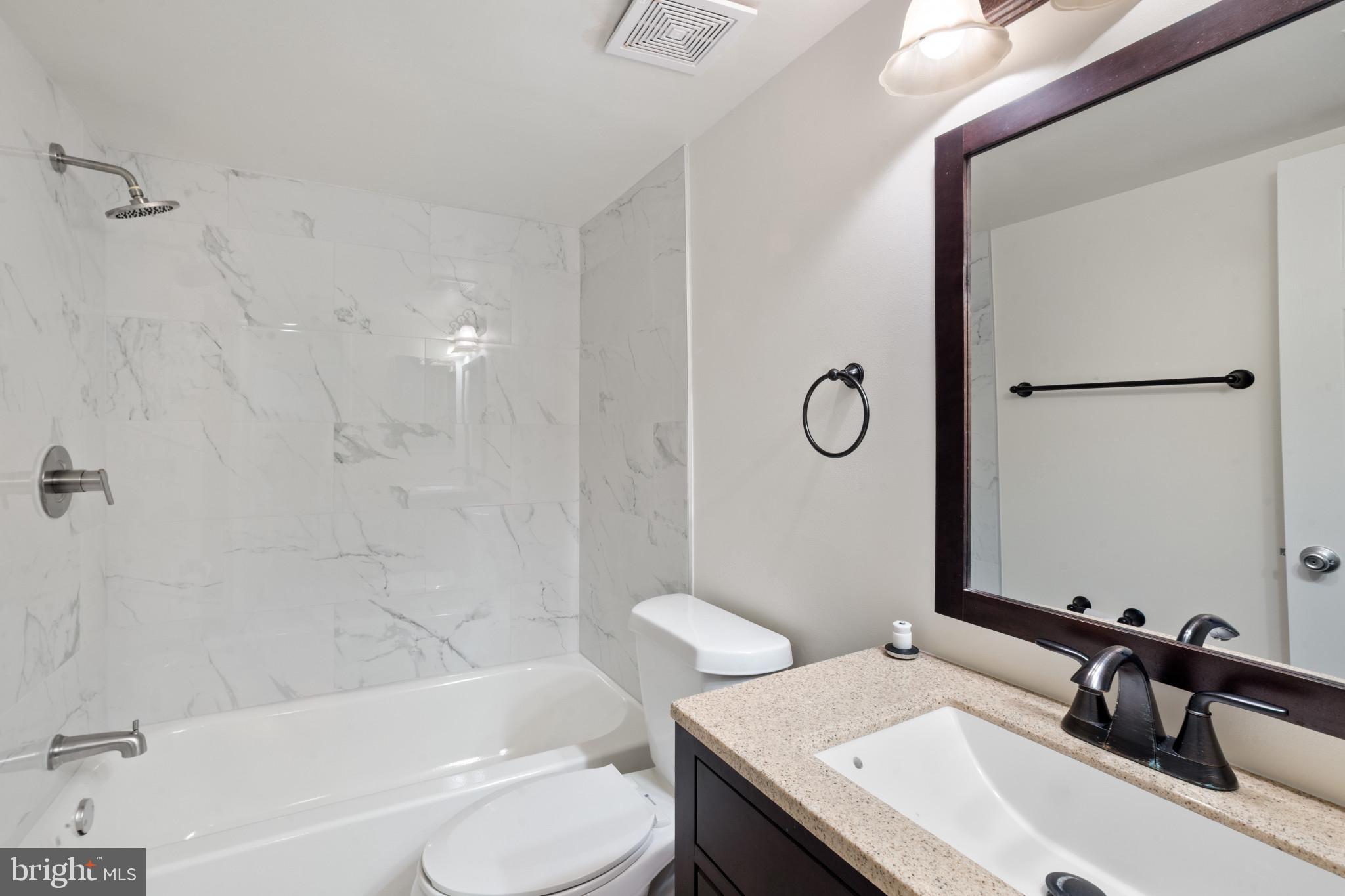 THOMAS CHOICE GARDENS - Residential Lease