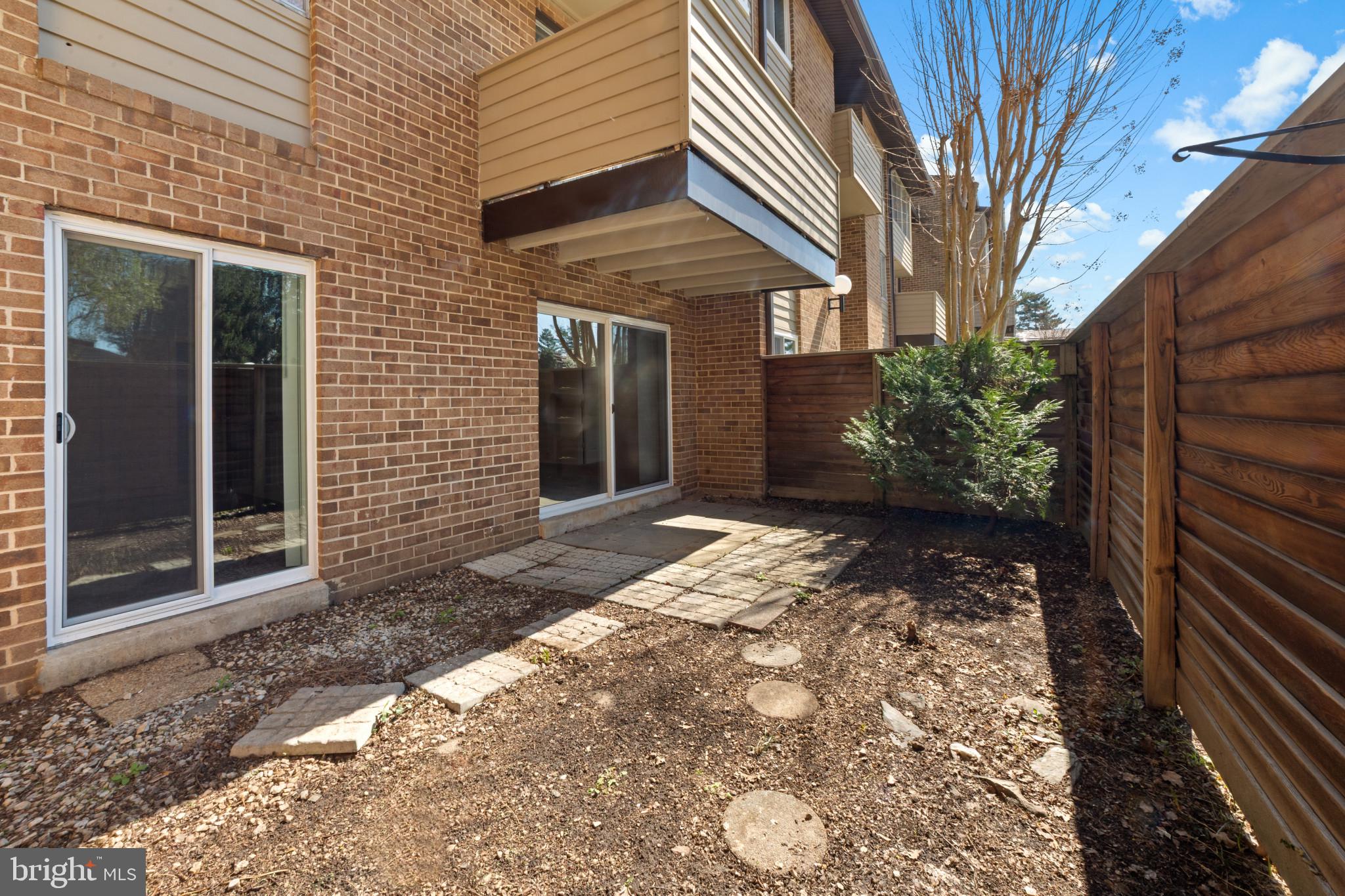 THOMAS CHOICE GARDENS - Residential Lease