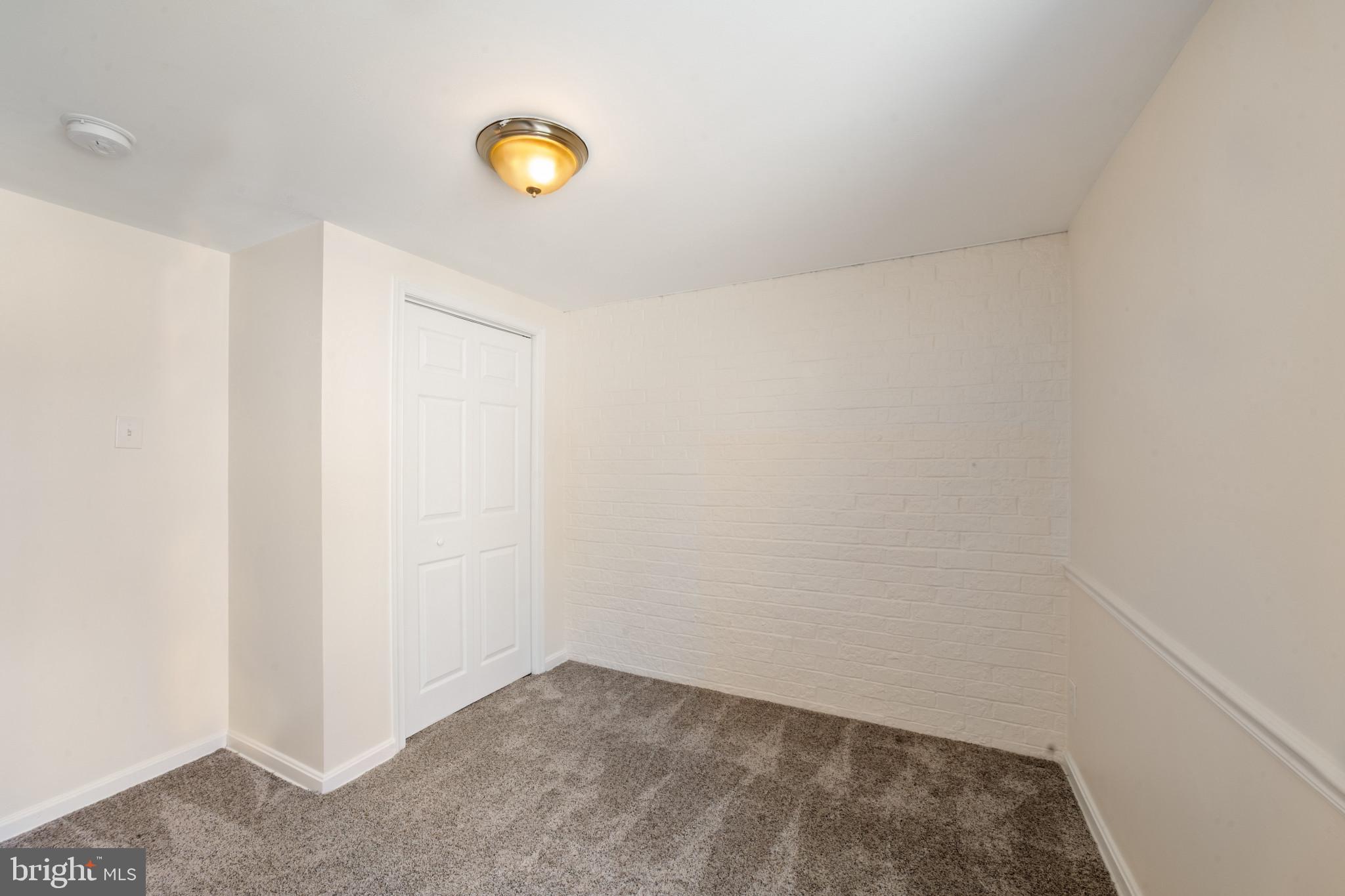 THOMAS CHOICE GARDENS - Residential Lease