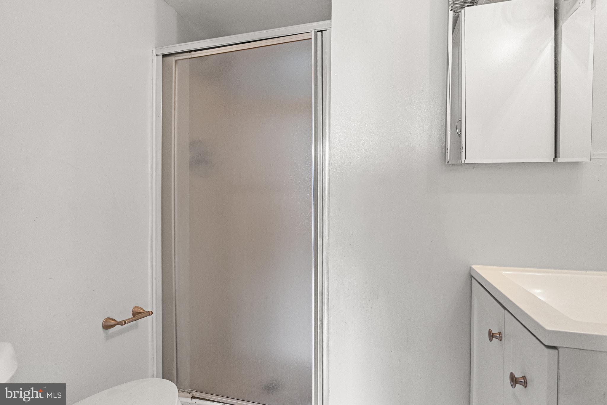 HUNTLEY SQUARE CONDOMINIUMS - Residential