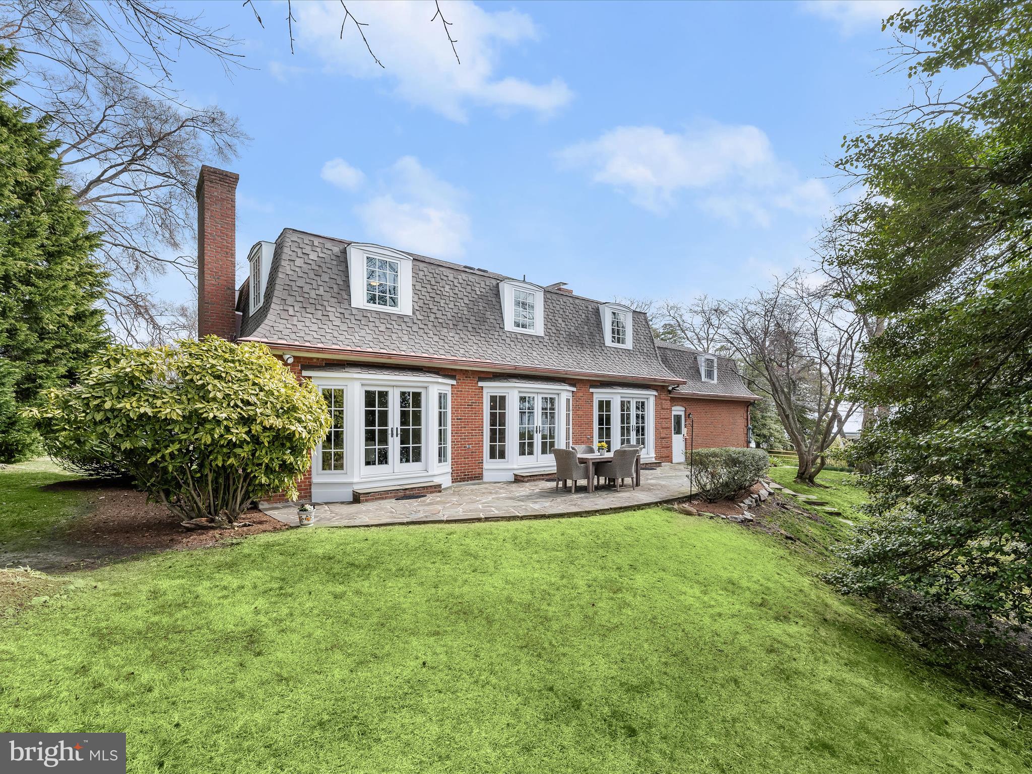 GIBSON ISLAND - Residential