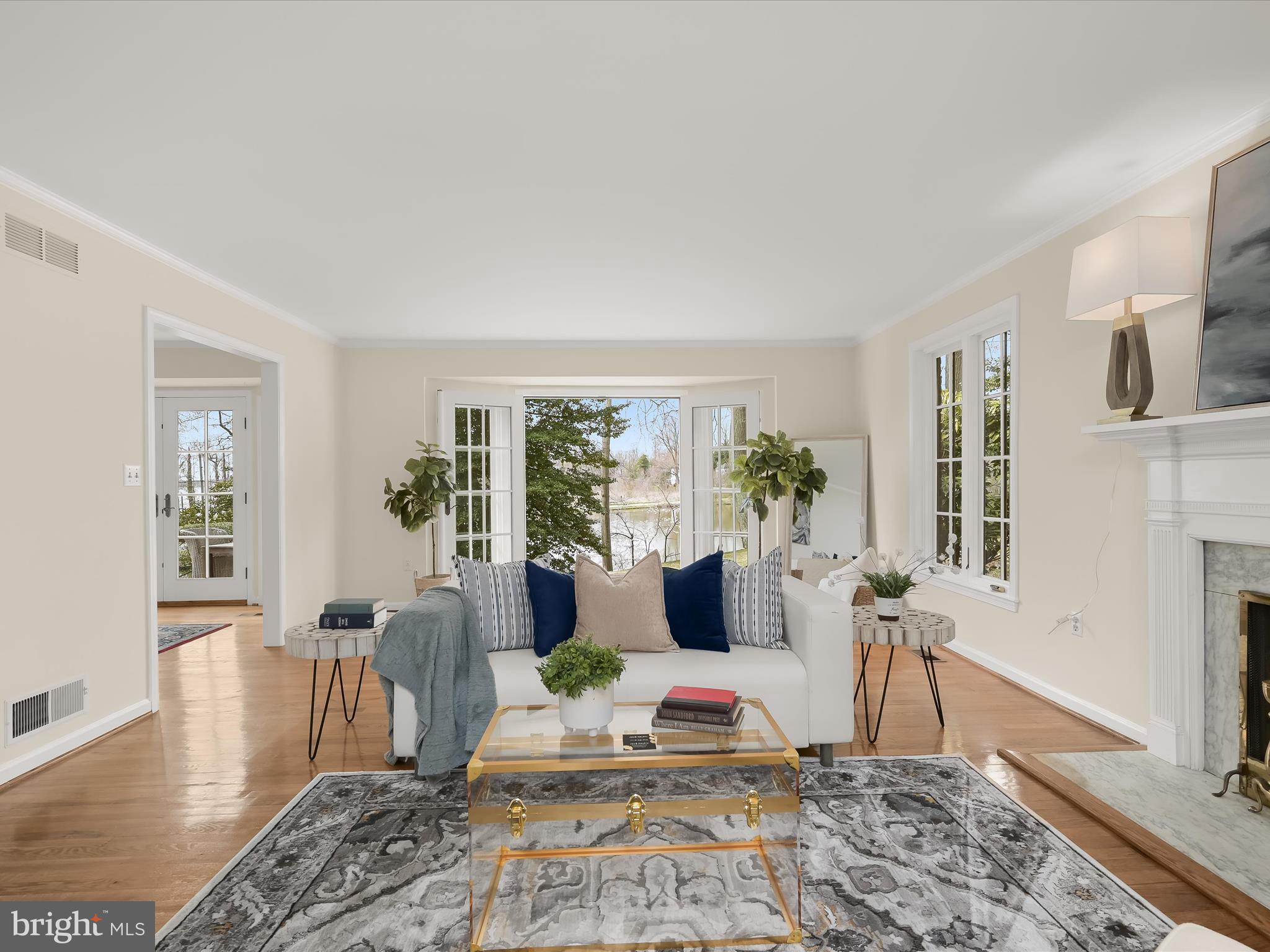 GIBSON ISLAND - Residential