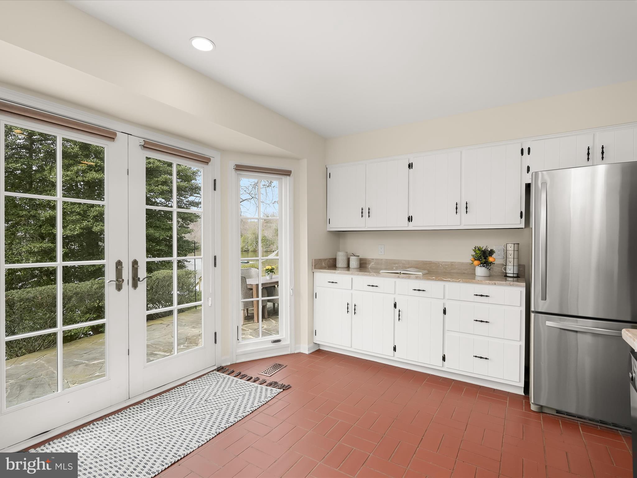 GIBSON ISLAND - Residential