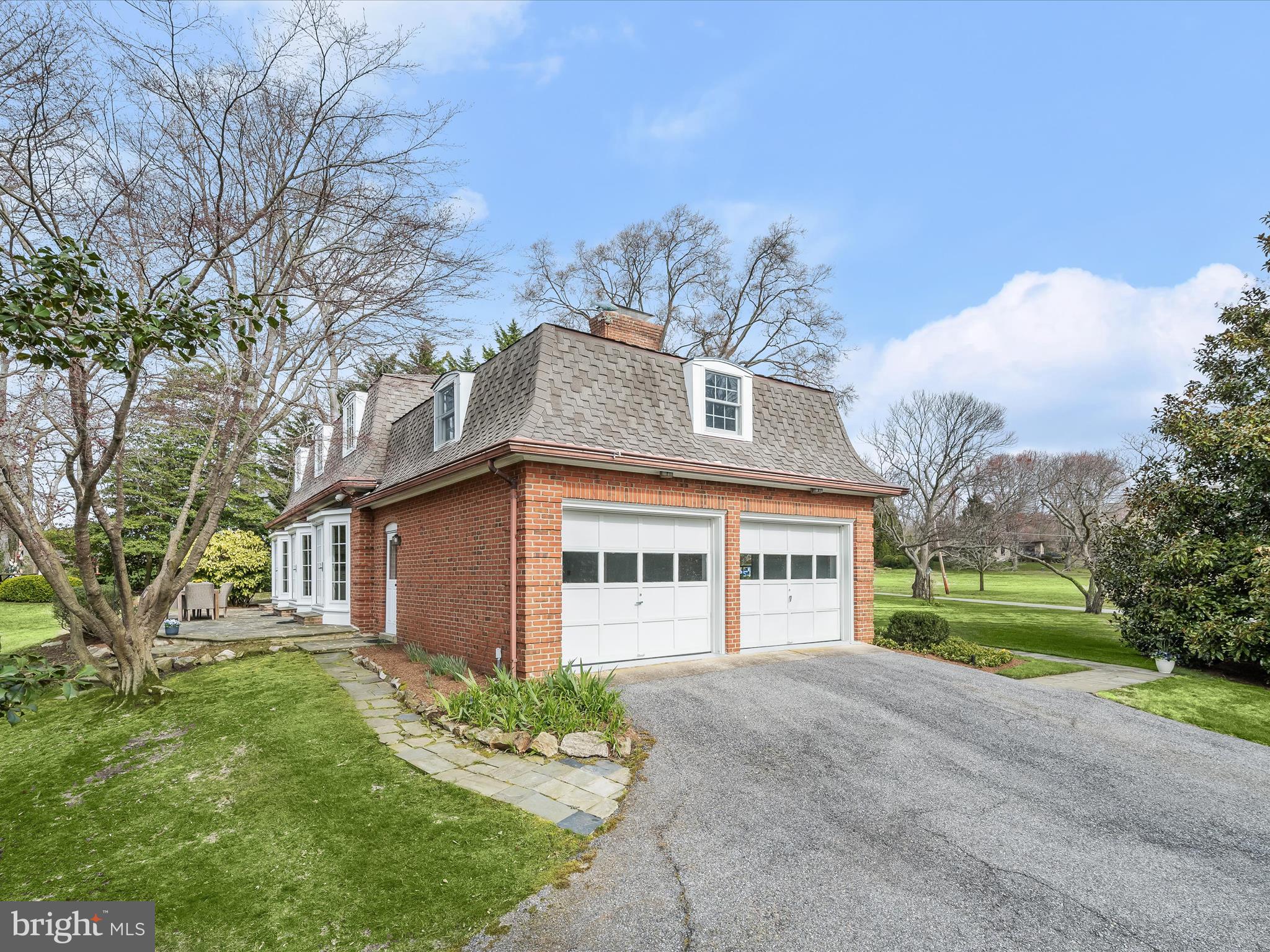 GIBSON ISLAND - Residential