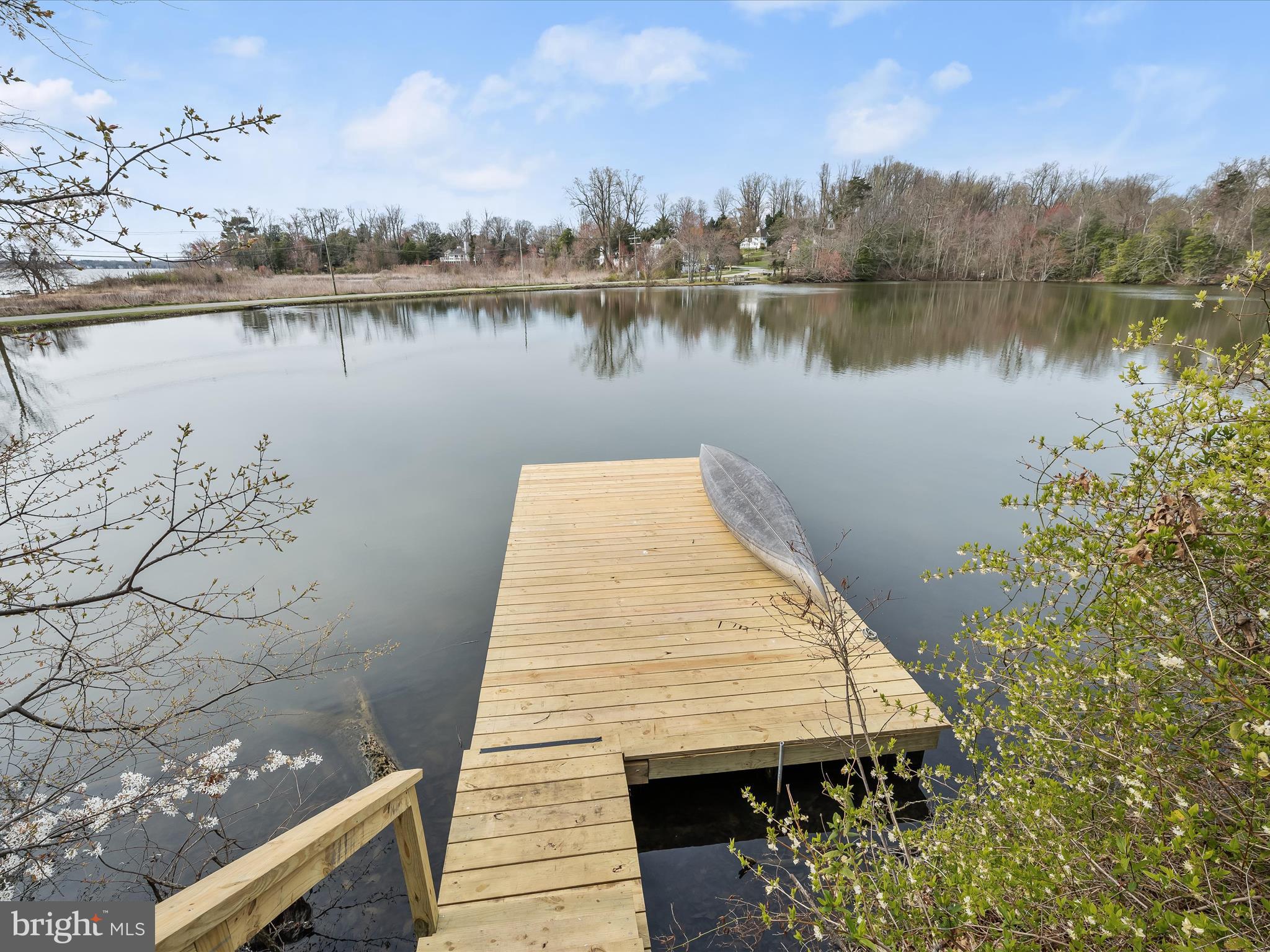 GIBSON ISLAND - Residential