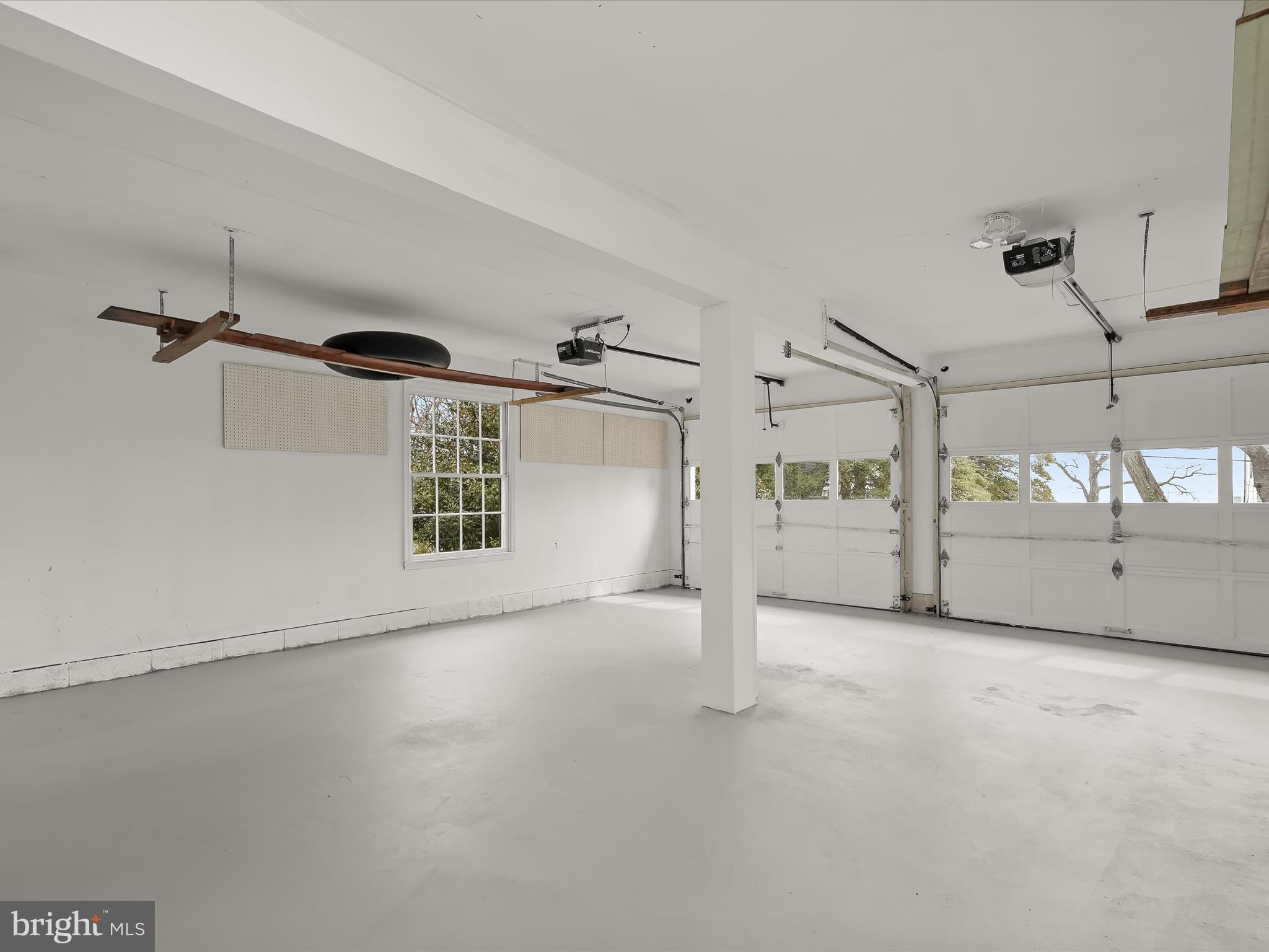 GIBSON ISLAND - Residential