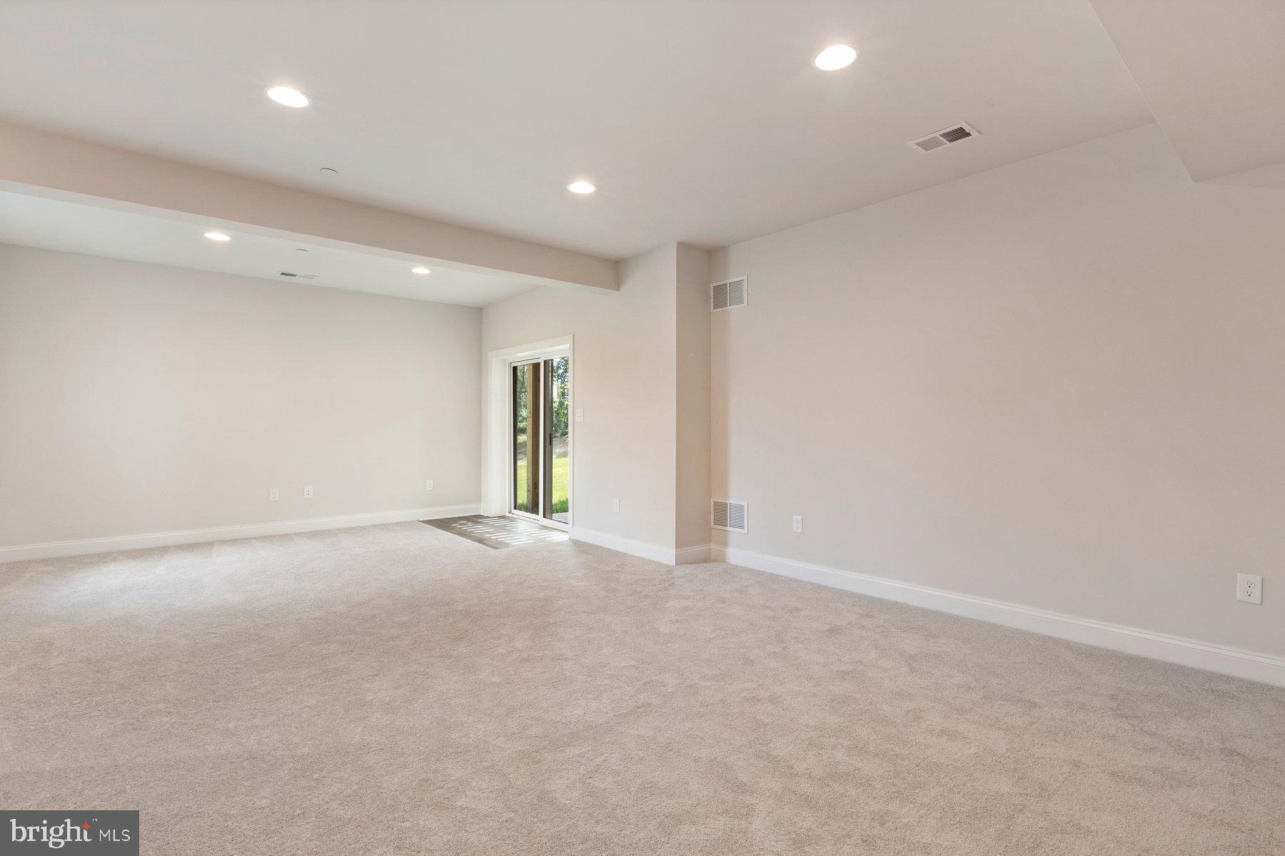 LEGACY FARMS - Residential