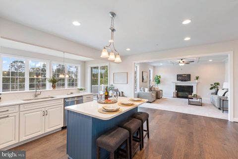 143 WHIRLAWAY DR. WESTMINSTER MD 21157