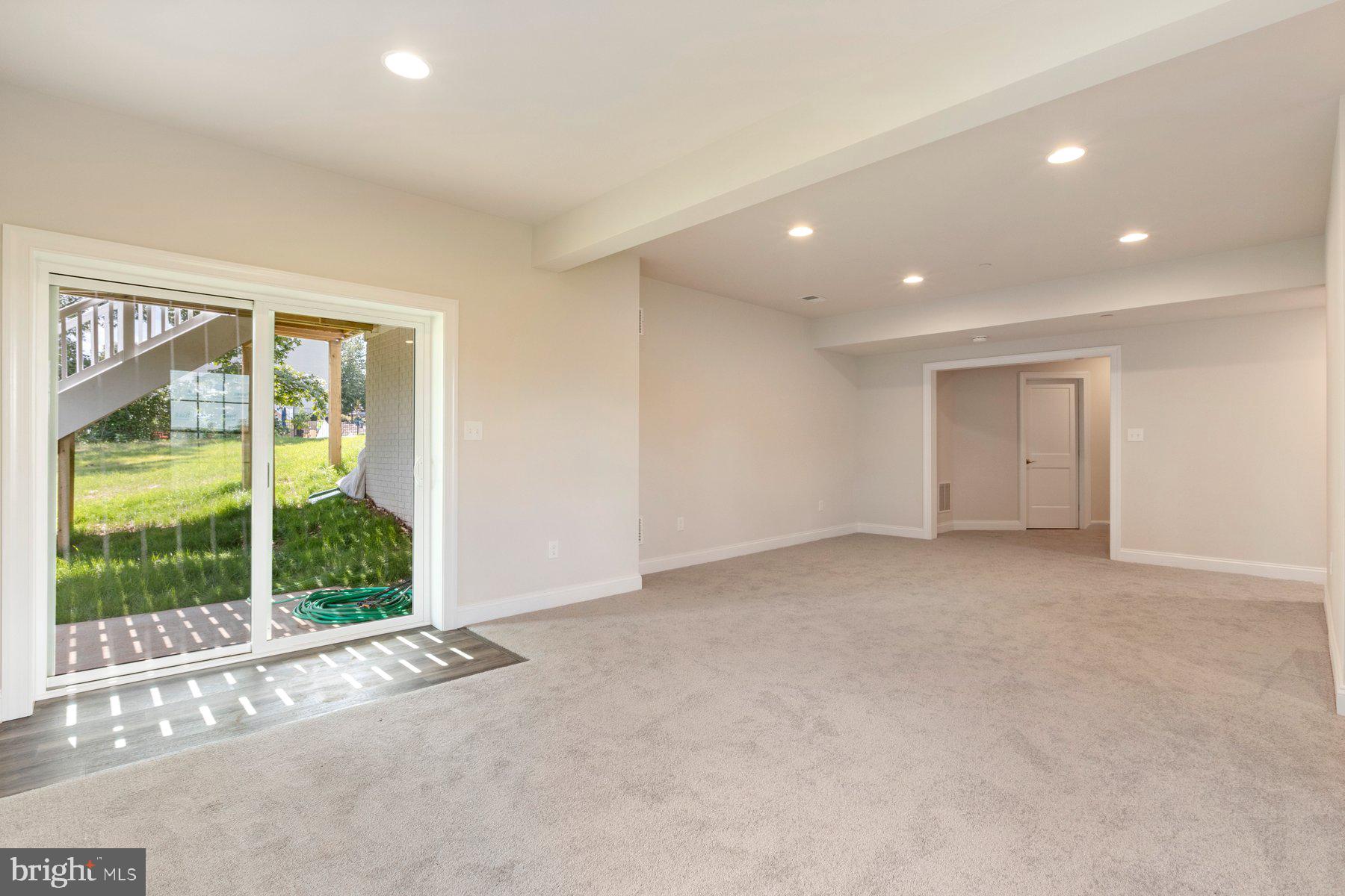 LEGACY FARMS - Residential