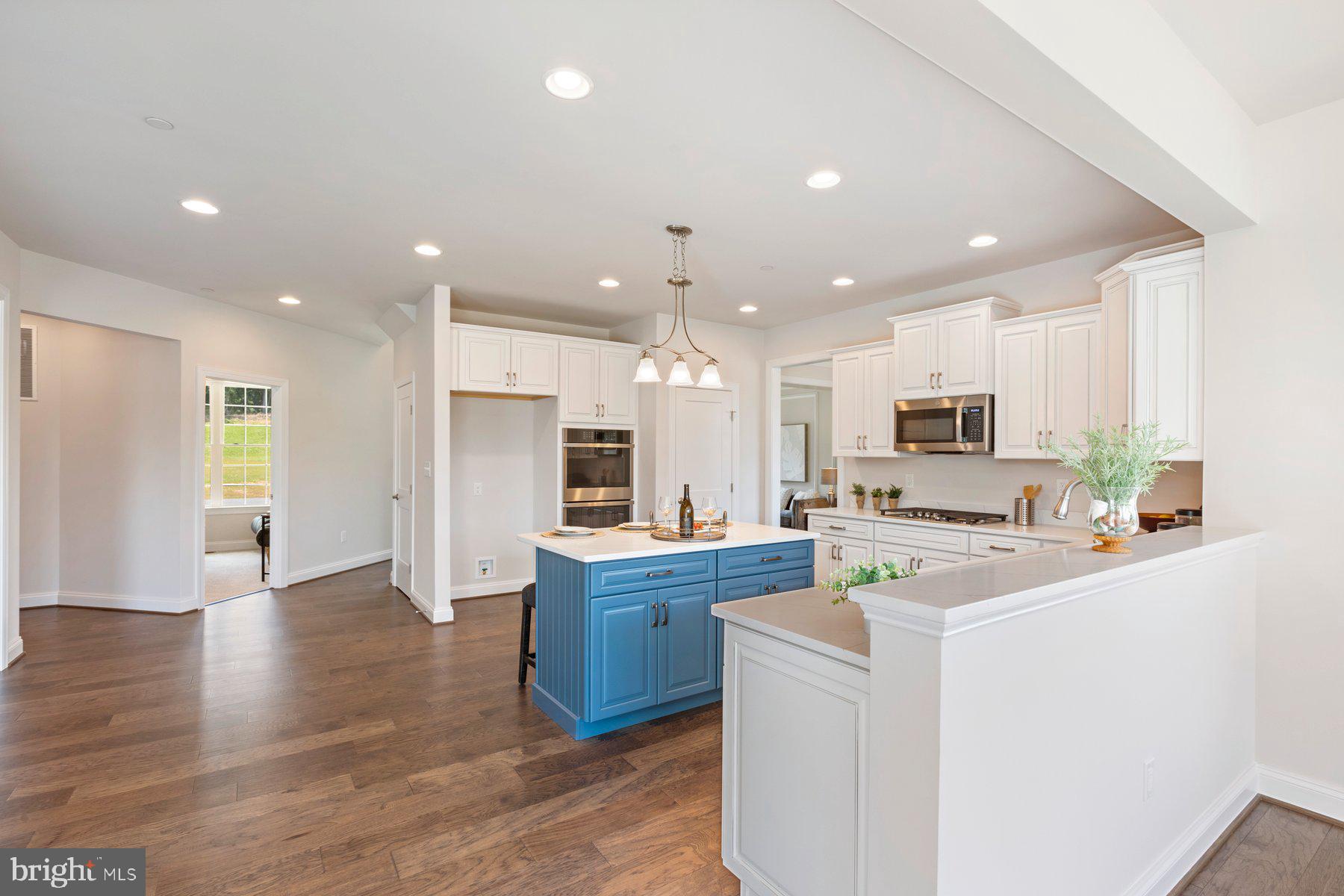 LEGACY FARMS - Residential