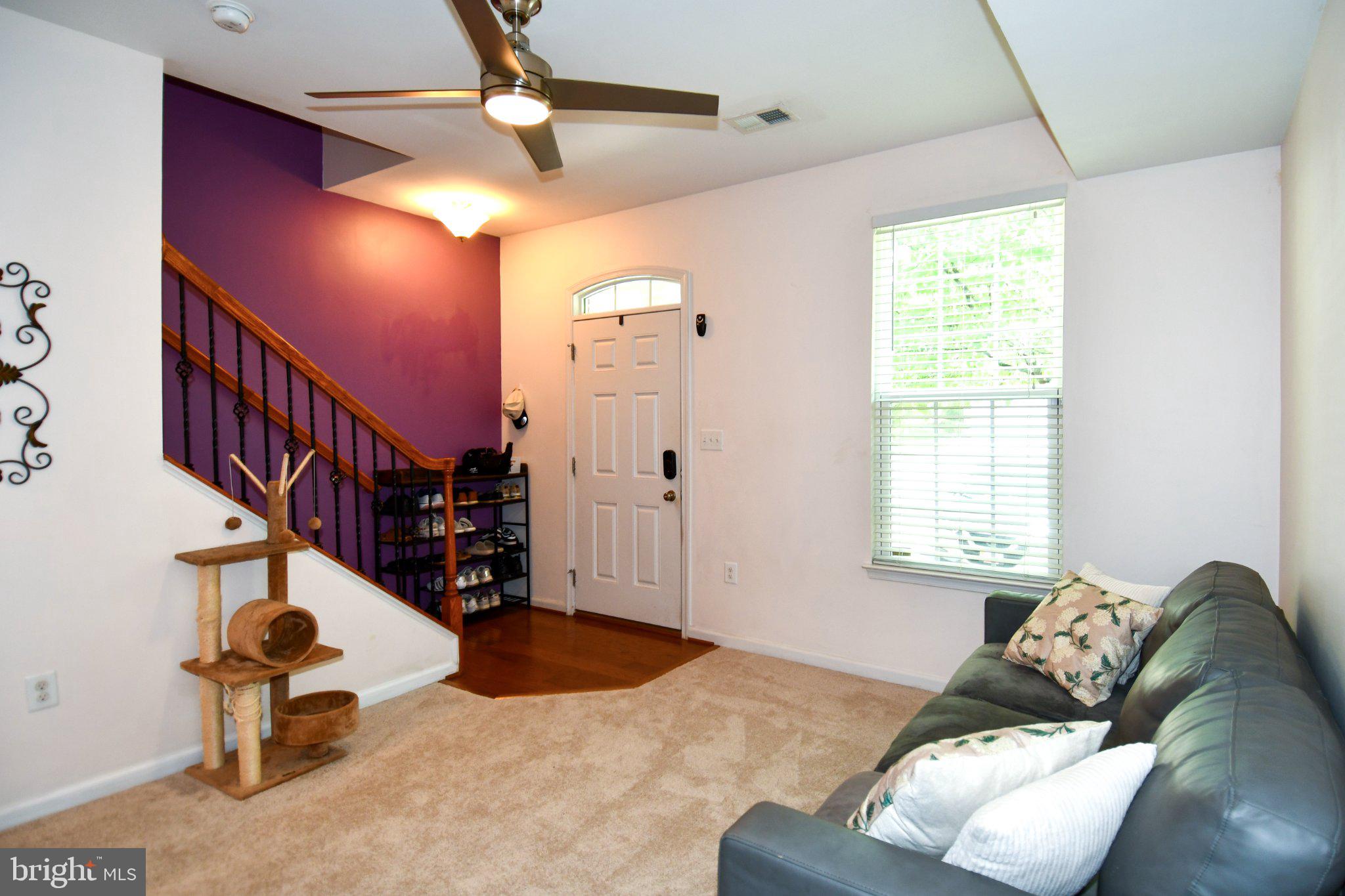 1665 DOROTHY LANE