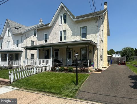 426 MAPLE STREET JENKINTOWN PA 19046